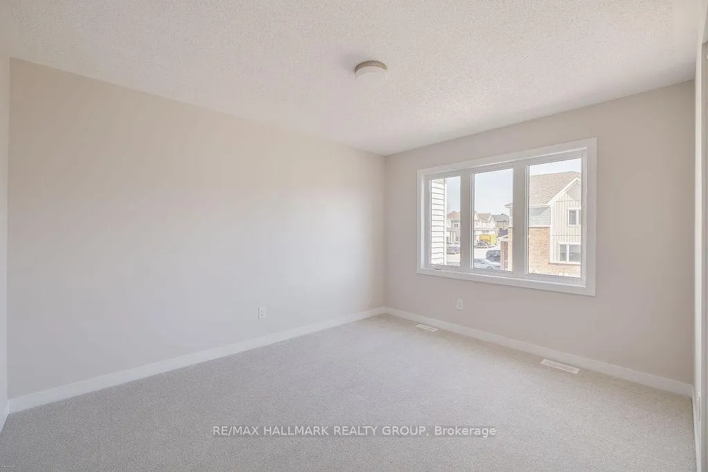 Photo 25 of 12 Tenuto Lane, Ottawa, Mer Bleue/Bradley Estates/Anderson Park — HOMEH