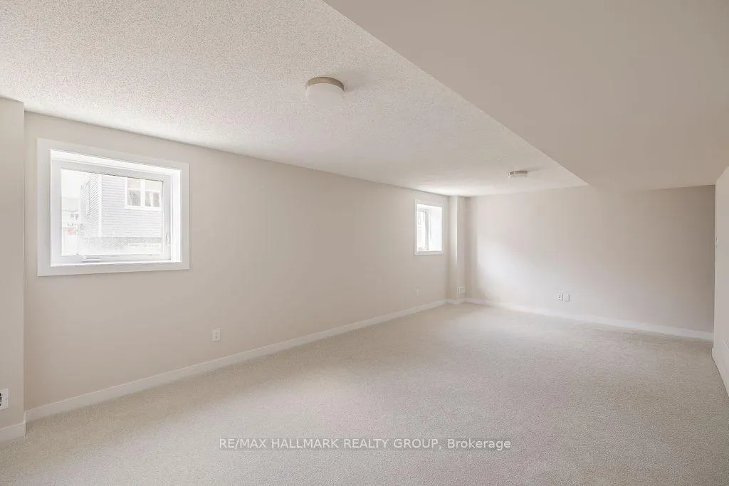 Photo 33 of 12 Tenuto Lane, Ottawa, Mer Bleue/Bradley Estates/Anderson Park — HOMEH