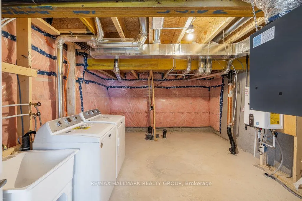 Photo 34 of 12 Tenuto Lane, Ottawa, Mer Bleue/Bradley Estates/Anderson Park — HOMEH