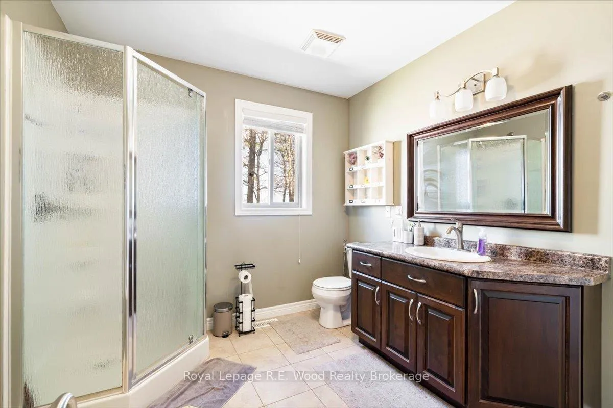 Photo 12 of 56 Wintergreen Crescent, Norfolk, Delhi — HOMEH