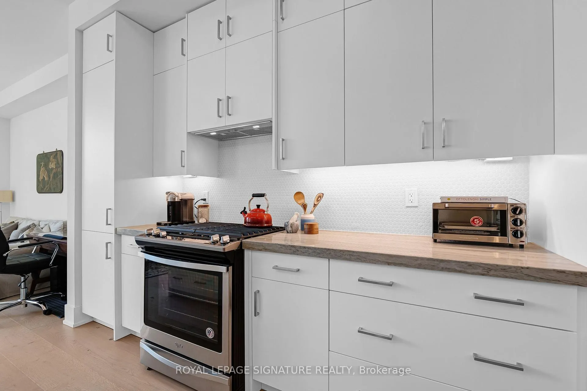 Photo 14 of Unit 206, 14 Dewhurst Boulevard, Toronto, Danforth — HOMEH