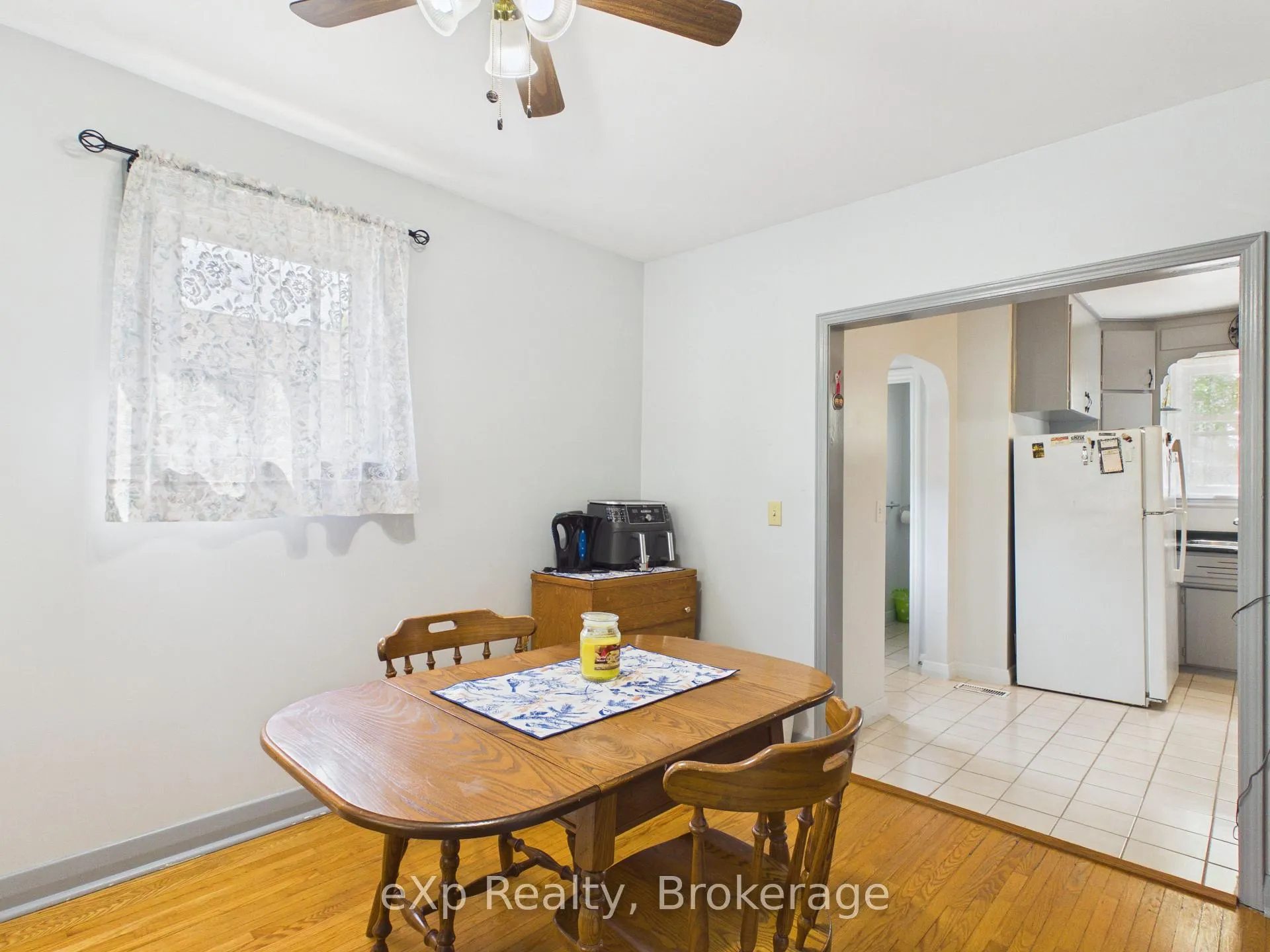 Photo 8 of 419 Colborne Street, Brockton — HOMEH