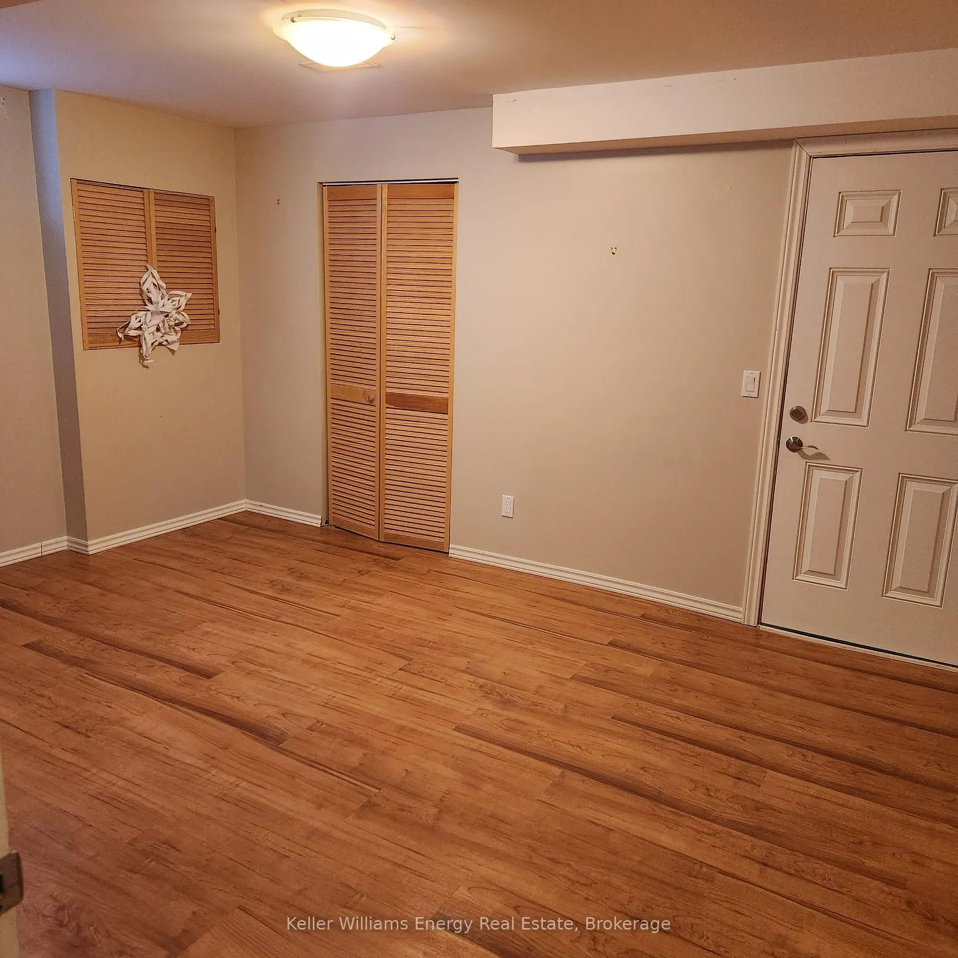 Photo 3 of 1297 Kettering Drive, Oshawa, Eastdale — HOMEH