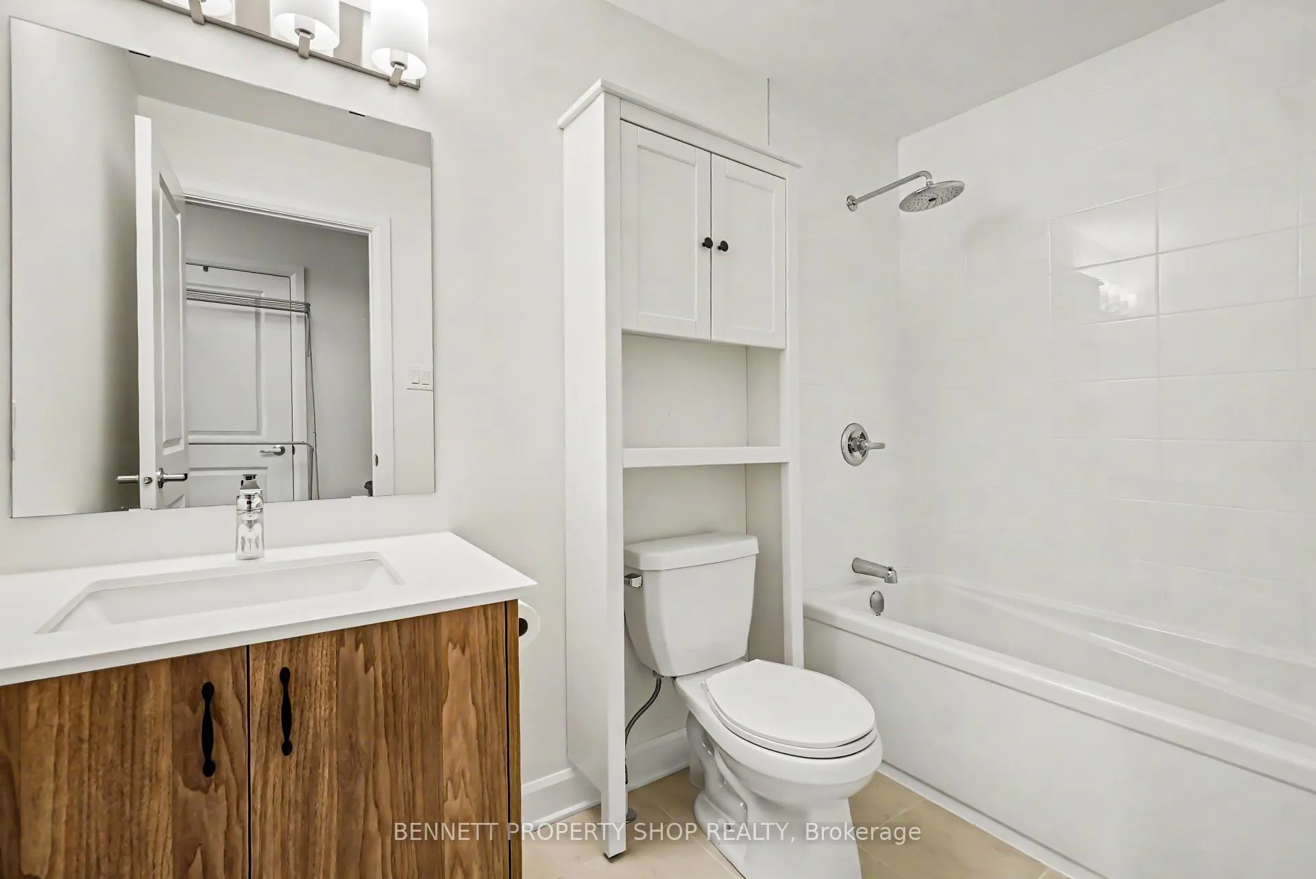 Photo 13 of 1047 Ventus Way, Ottawa, Chapel Hill South - Orleans Village — HOMEH
