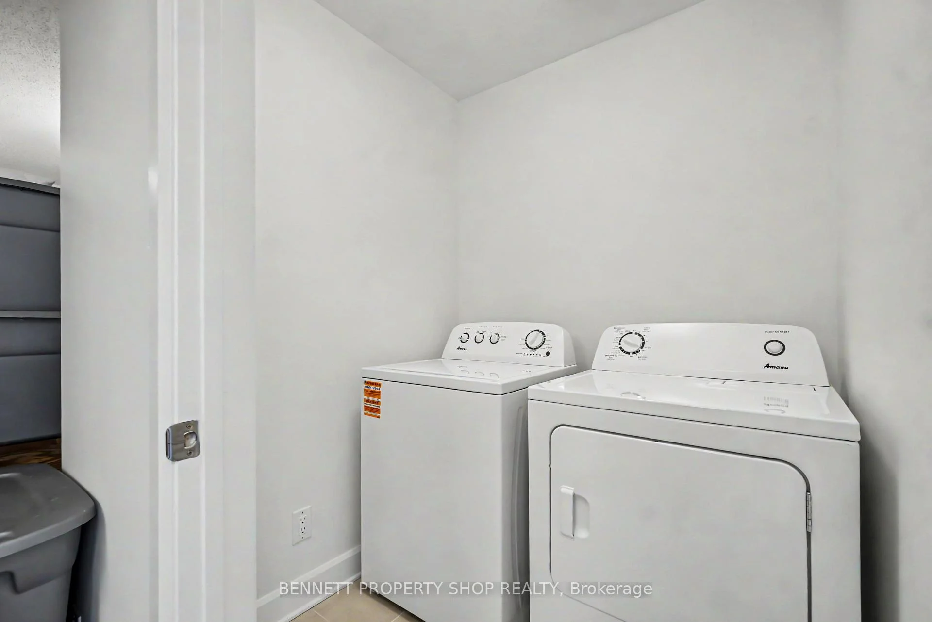 Photo 18 of 1047 Ventus Way, Ottawa, Chapel Hill South - Orleans Village — HOMEH