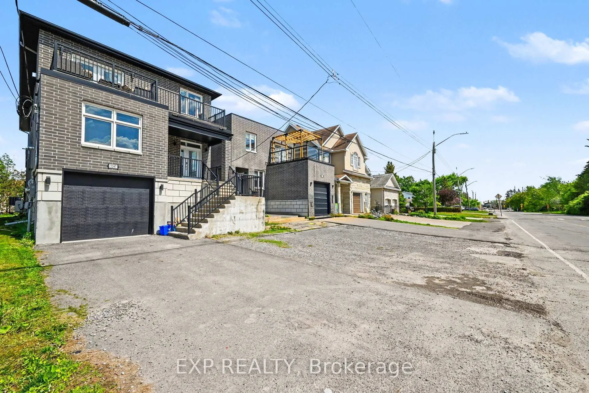 Photo 2 of 2247 Page Road, Ottawa, Chapel Hill — HOMEH
