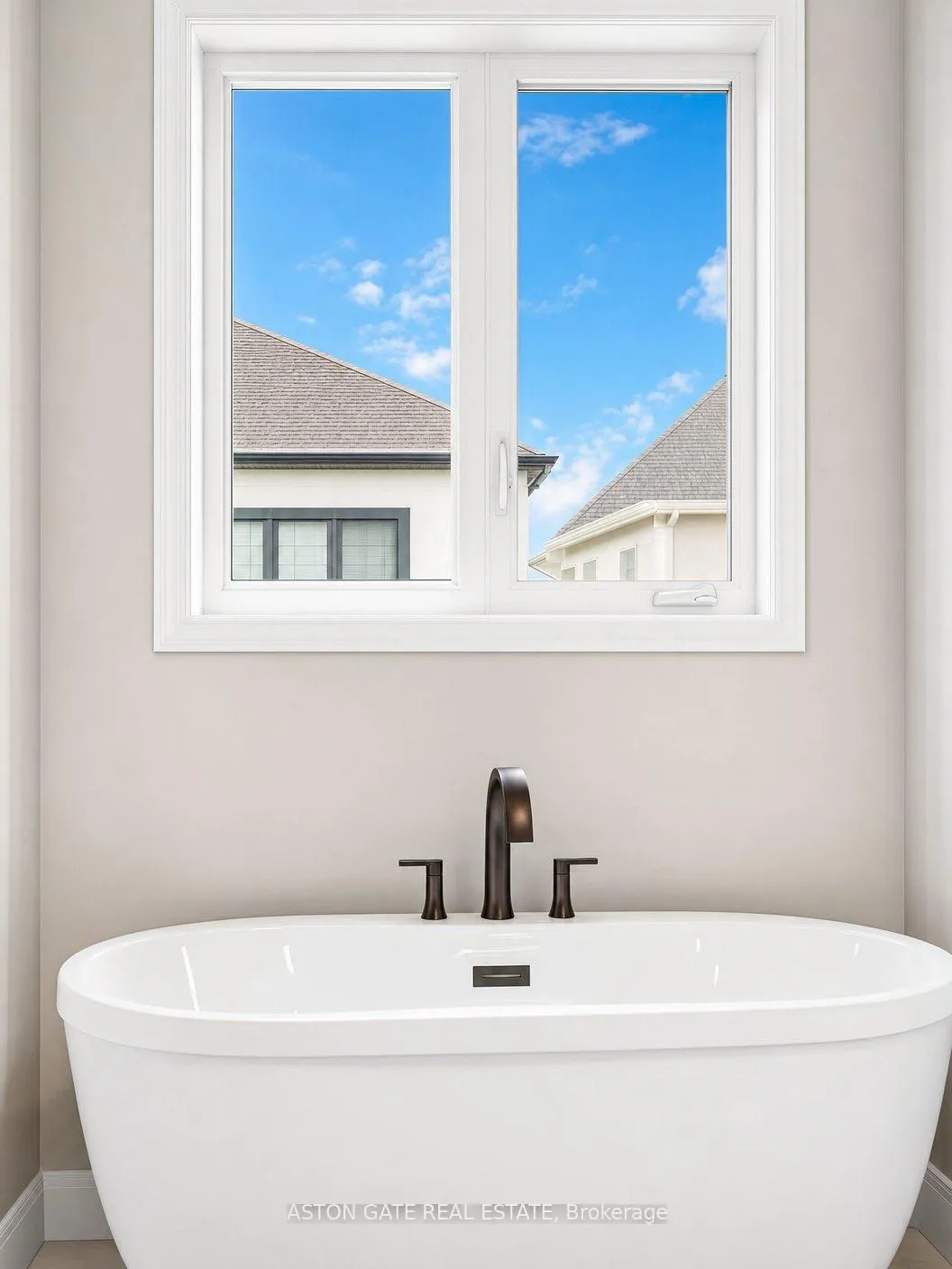 Photo 24 of 856 Moonrise Terrace, Ottawa, Barrhaven - Half Moon Bay — HOMEH