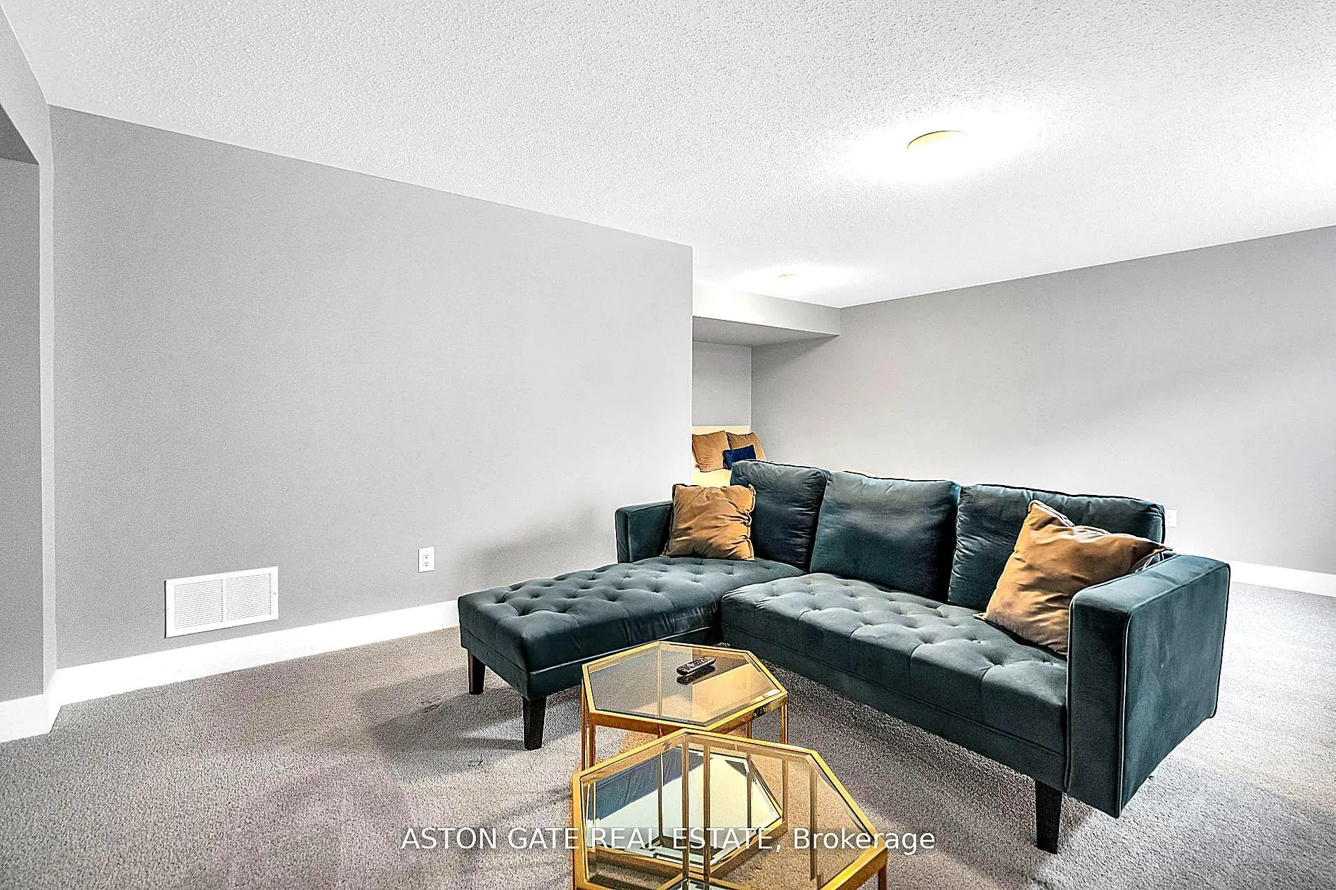 Photo 34 of 856 Moonrise Terrace, Ottawa, Barrhaven - Half Moon Bay — HOMEH
