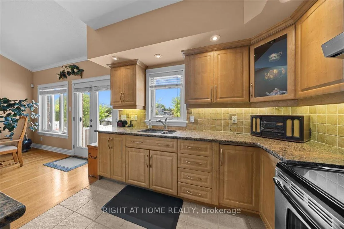 Photo 13 of 55 Callaway Court, Ottawa, Orleans/Sunridge — HOMEH