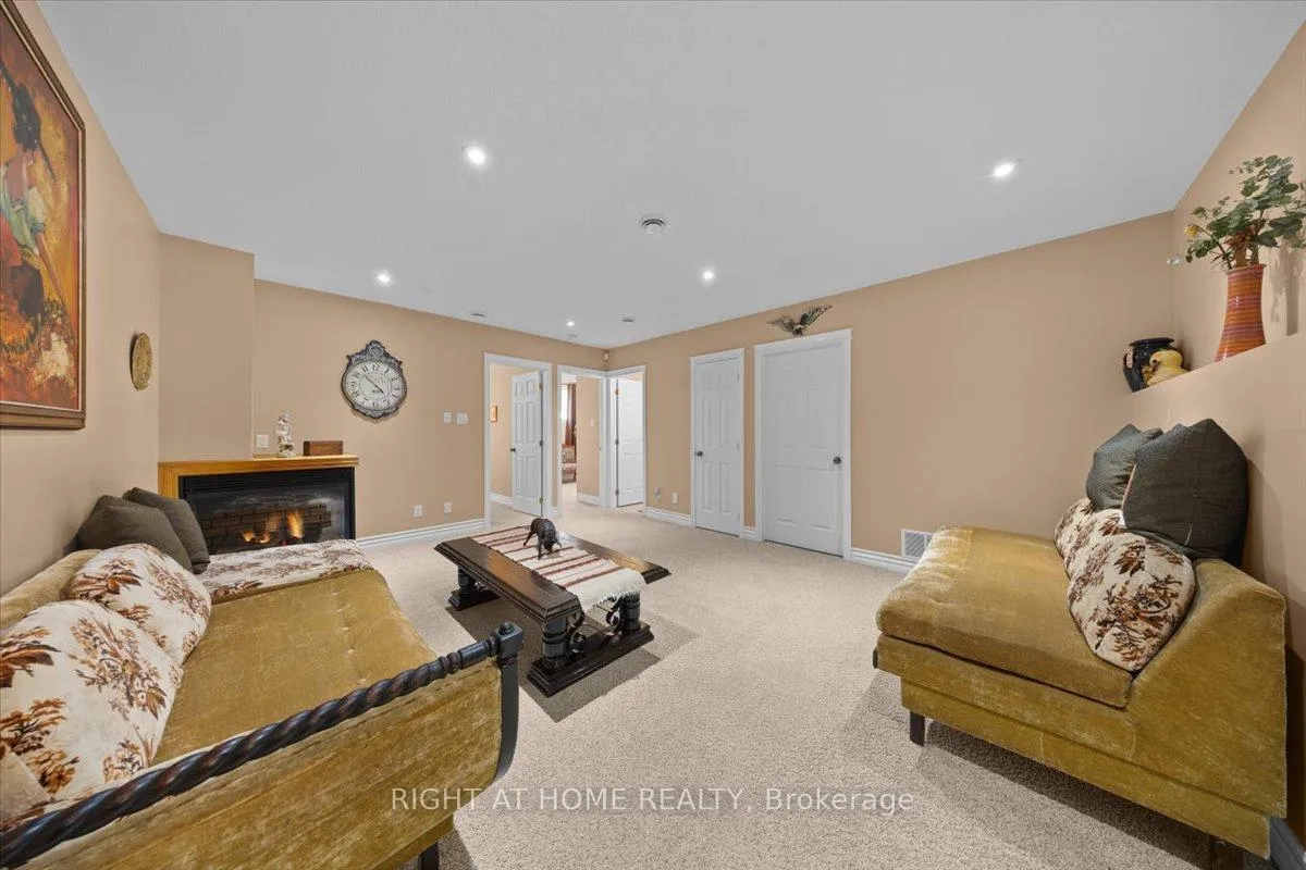 Photo 26 of 55 Callaway Court, Ottawa, Orleans/Sunridge — HOMEH