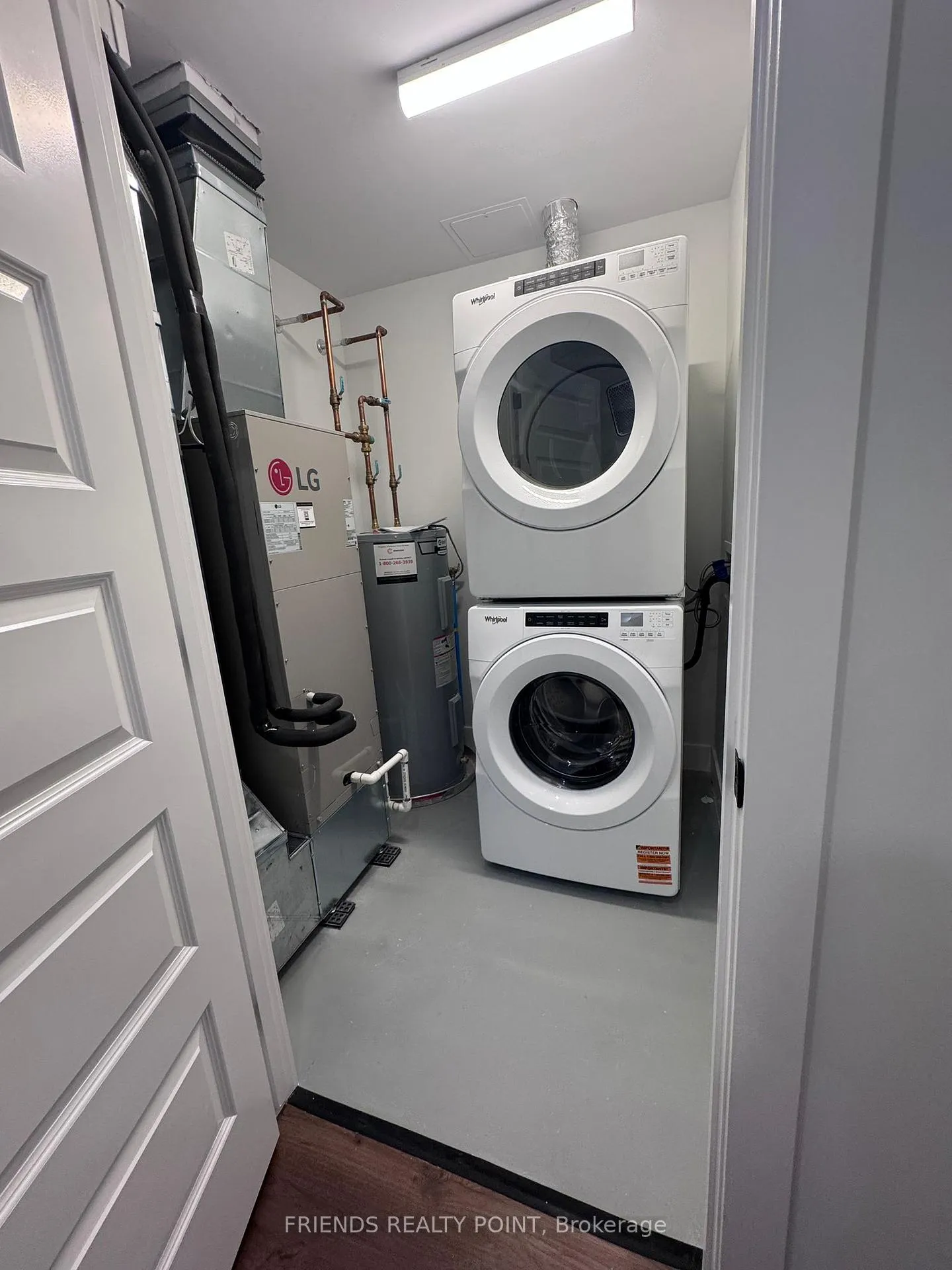 Photo 5 of Unit 514, 1000 Lackner Place, Kitchener, Grand River North — HOMEH