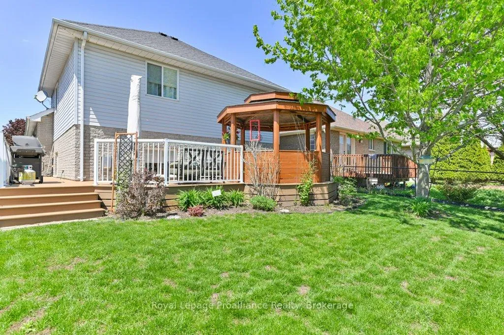 Photo 34 of 82 Gavey Street, Belleville, Thurlow Ward — HOMEH