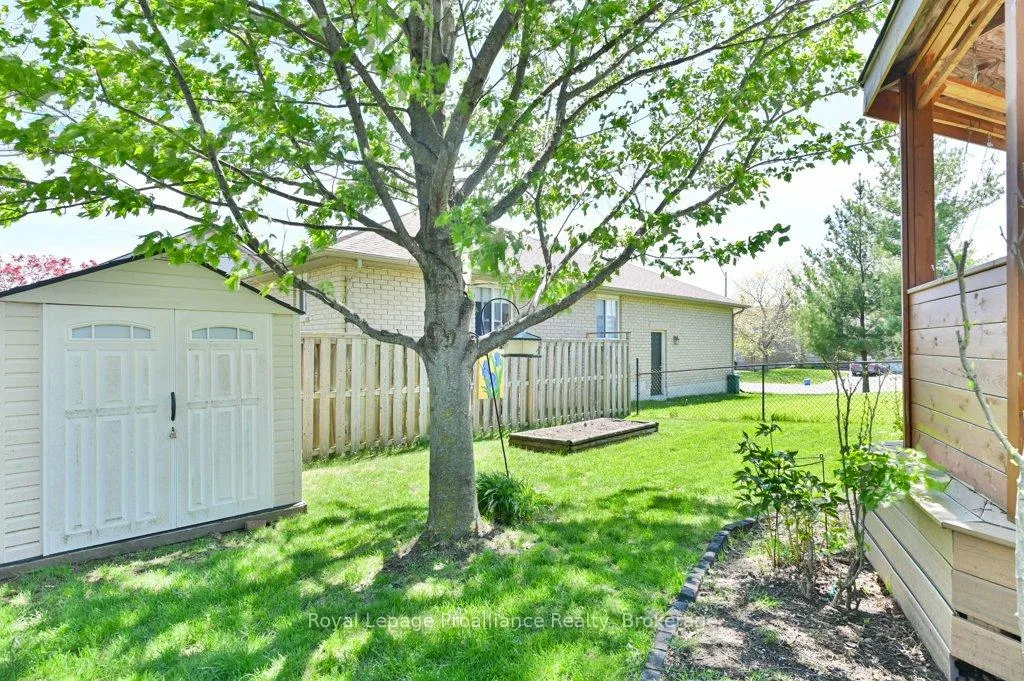 Photo 36 of 82 Gavey Street, Belleville, Thurlow Ward — HOMEH