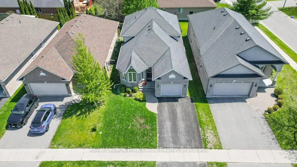 Photo 37 of 82 Gavey Street, Belleville, Thurlow Ward — HOMEH