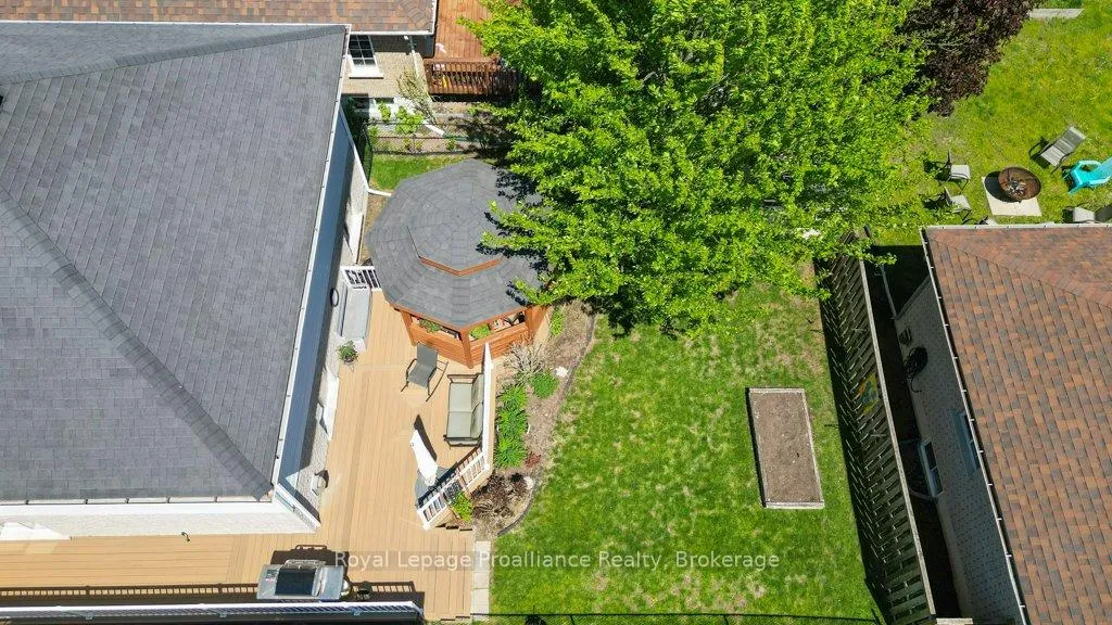 Photo 43 of 82 Gavey Street, Belleville, Thurlow Ward — HOMEH