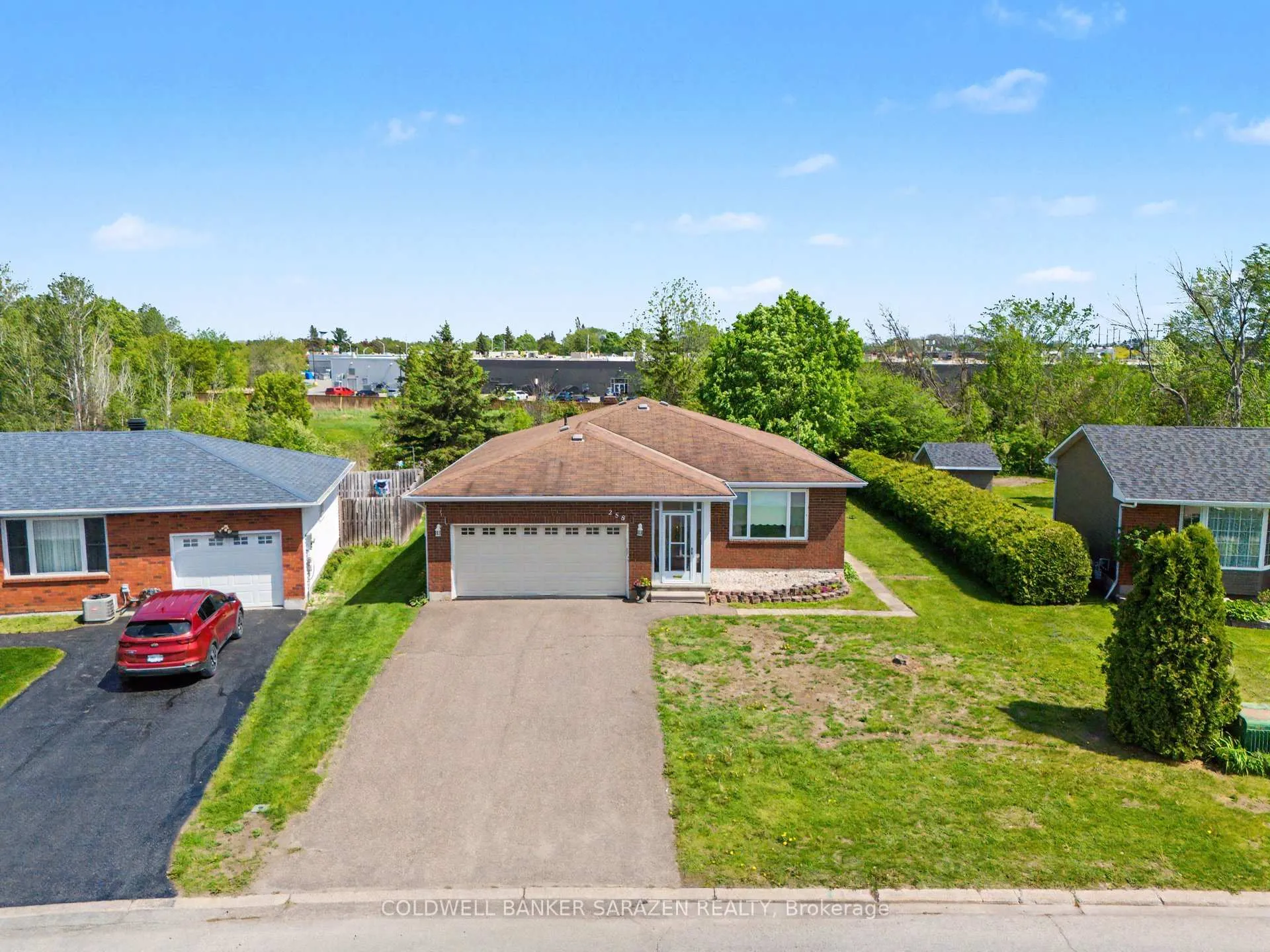 Photo 2 of 258 Allan Drive, Arnprior — HOMEH