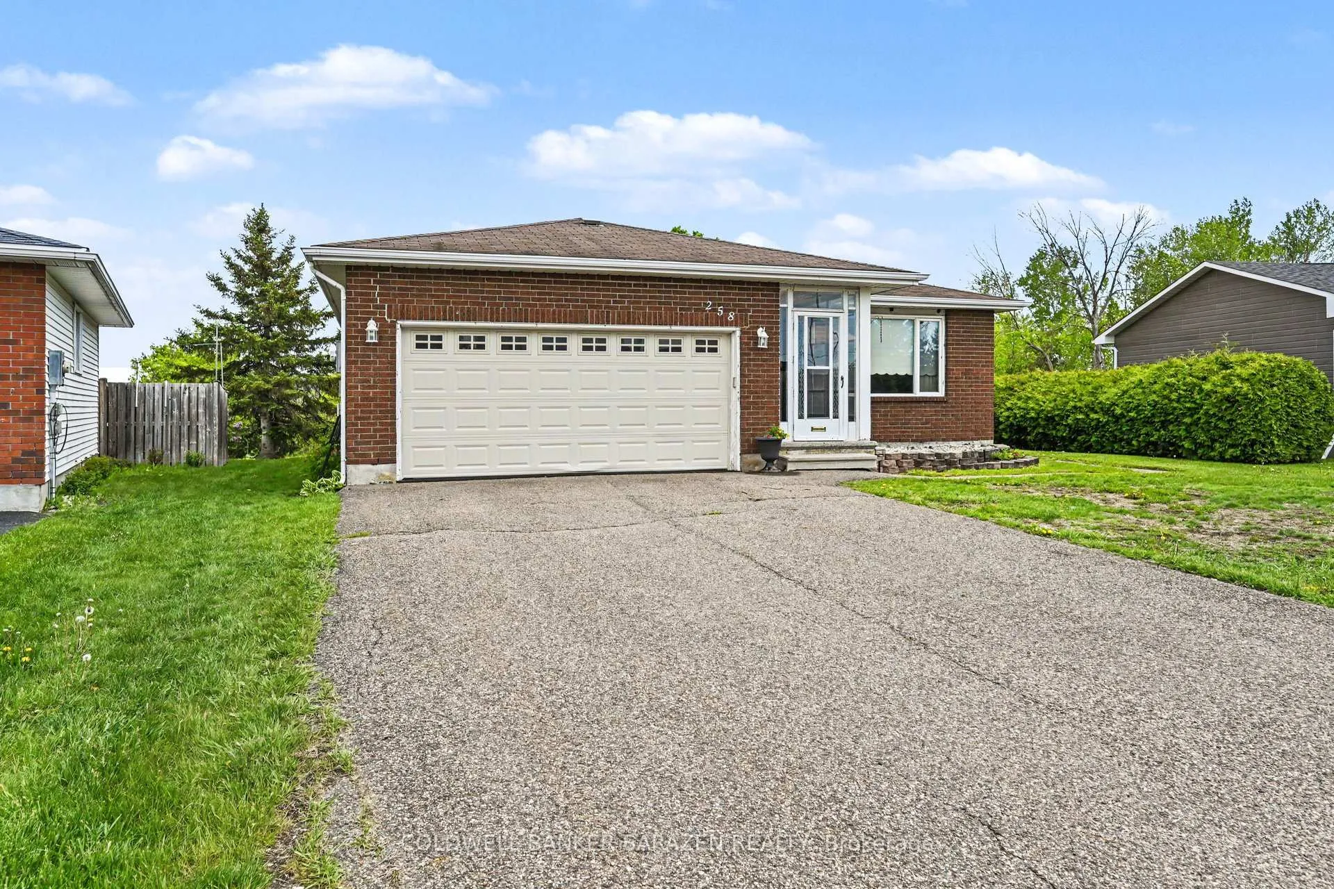 Photo 3 of 258 Allan Drive, Arnprior — HOMEH