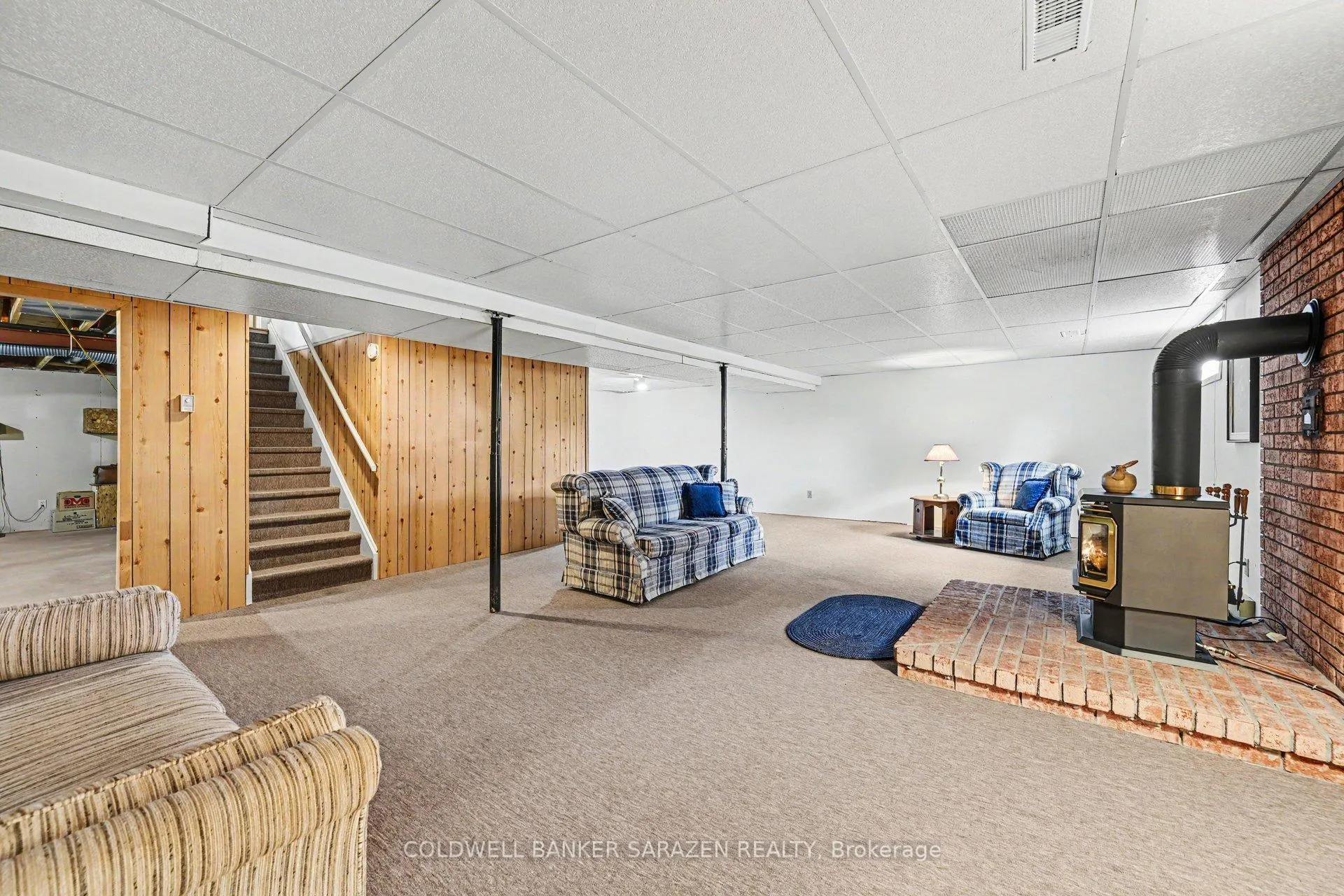 Photo 24 of 258 Allan Drive, Arnprior — HOMEH