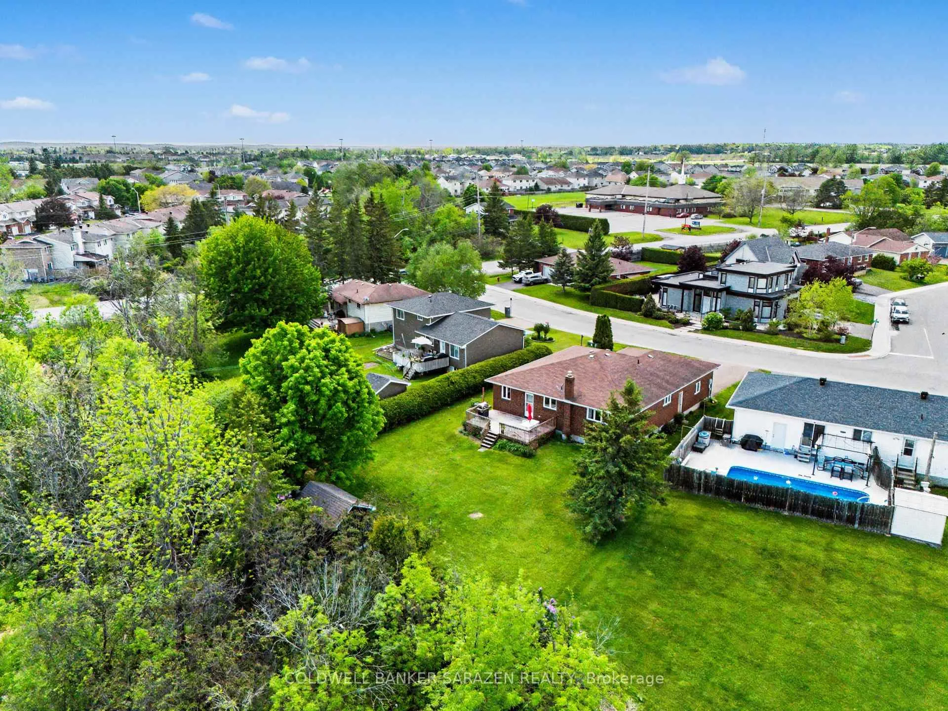 Photo 28 of 258 Allan Drive, Arnprior — HOMEH
