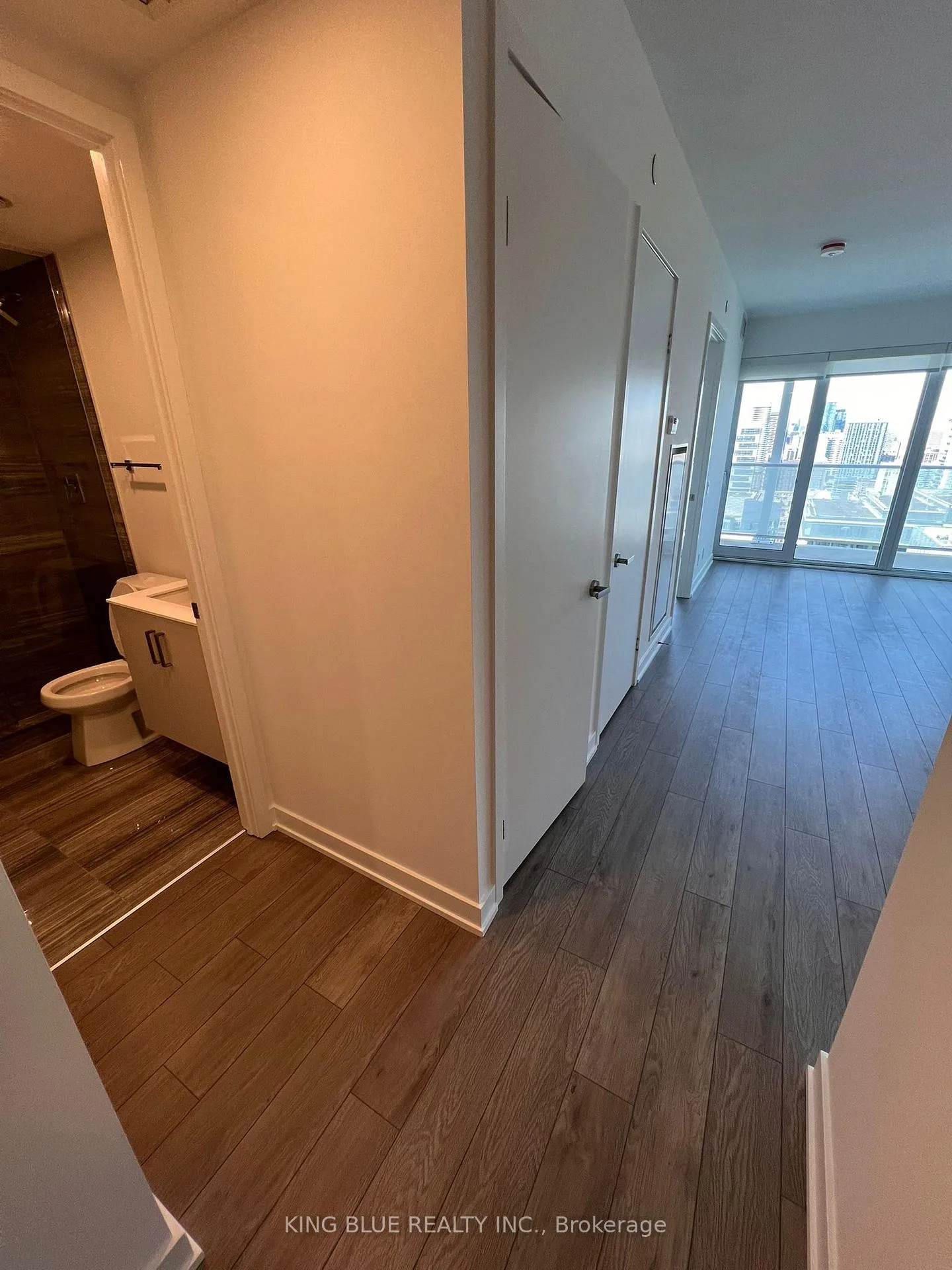 Photo 5 of Unit 3812, 88 Queen Street E, Toronto, Church-Yonge Corridor — HOMEH