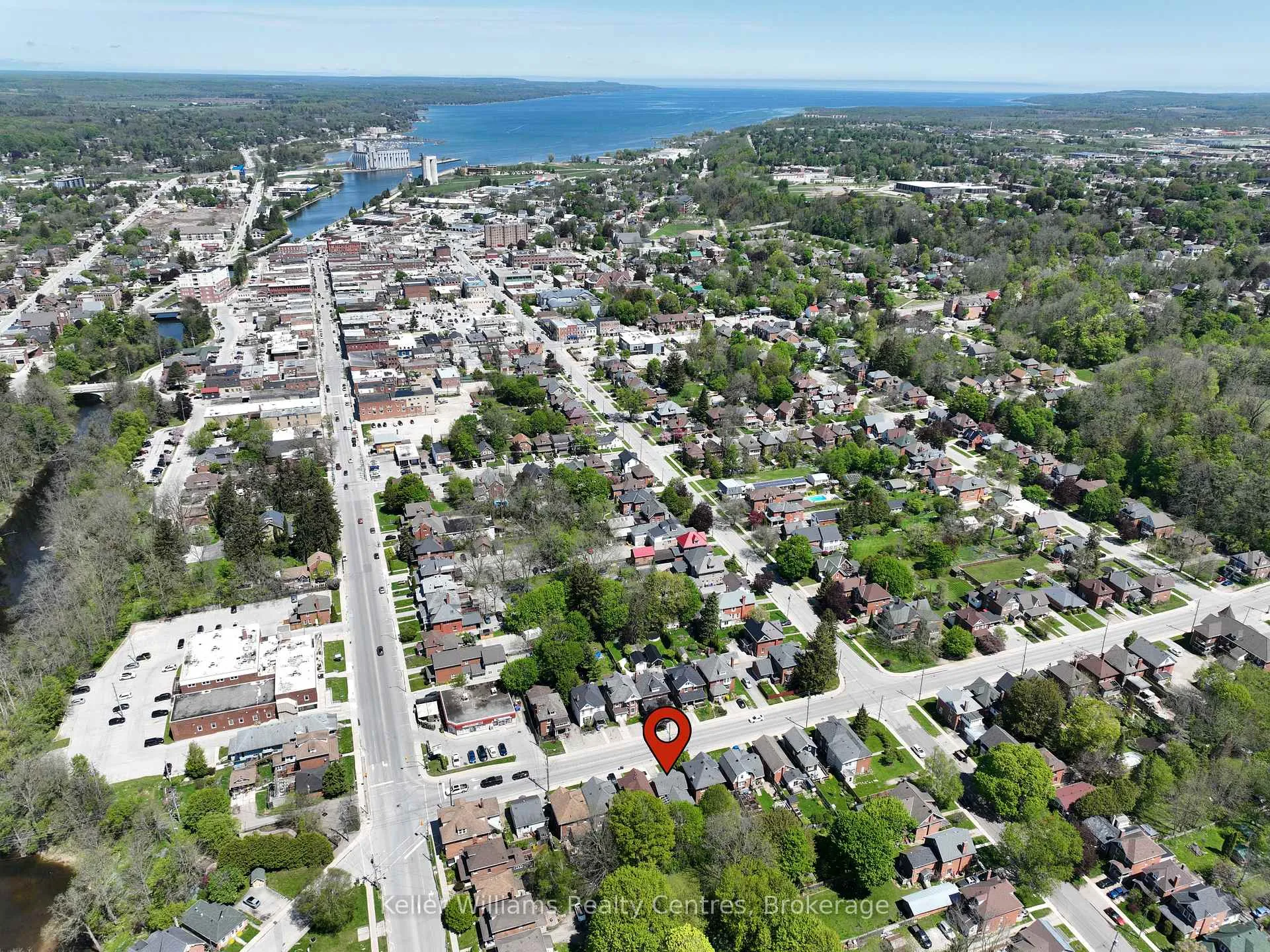 Photo 4 of 247 6th Street E, Owen Sound — HOMEH
