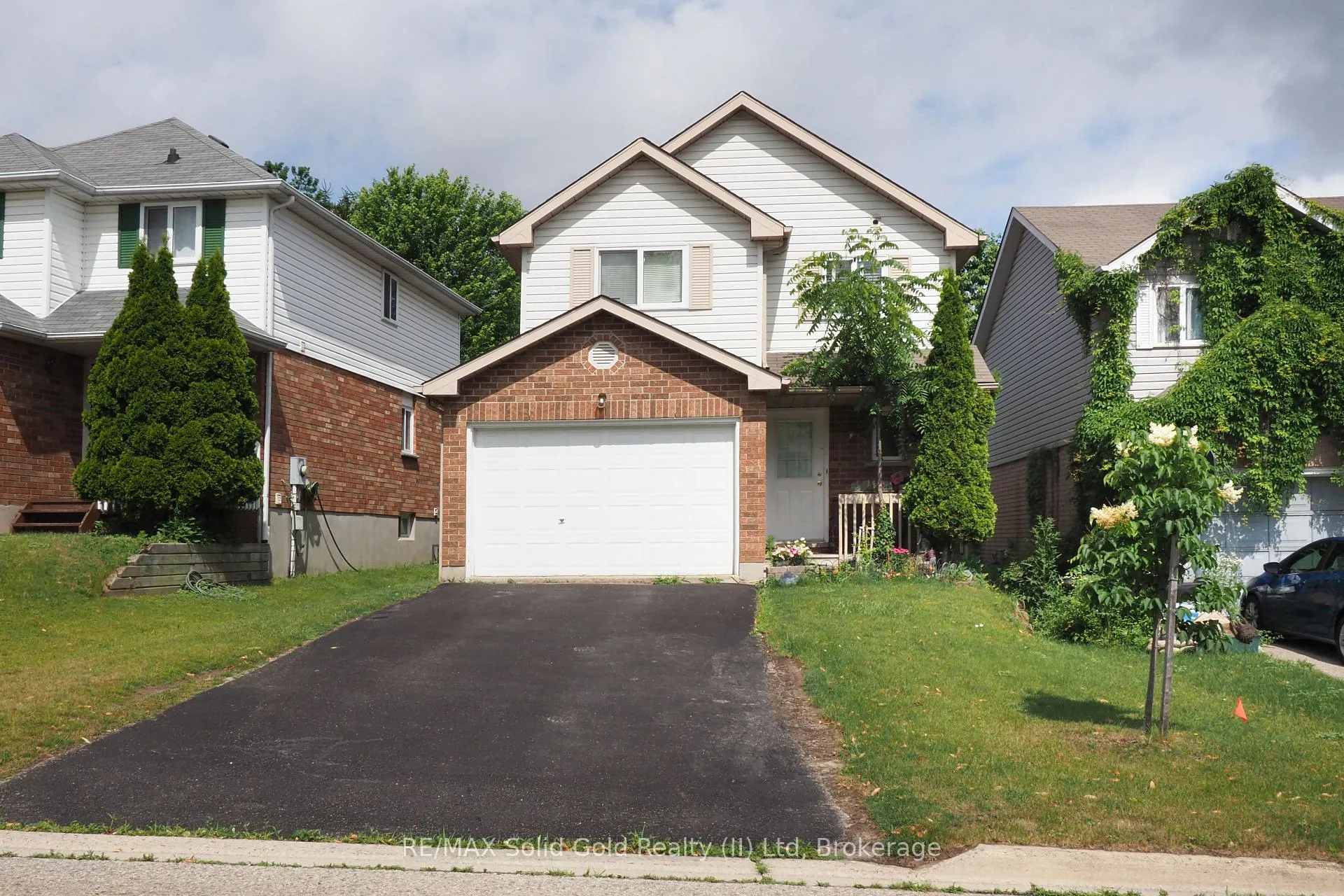 Photo 1 of 429 Exmoor Street, Waterloo — HOMEH