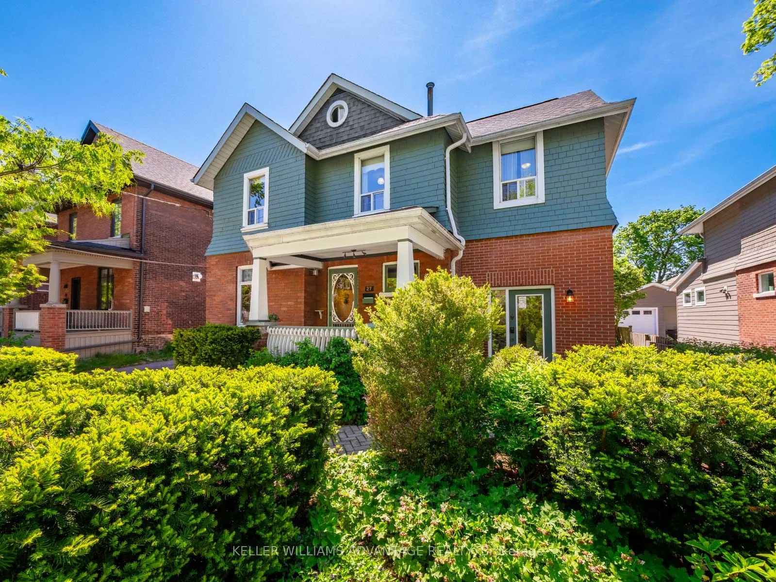 Photo 2 of 27 Lyall Avenue, Toronto, East End-Danforth — HOMEH