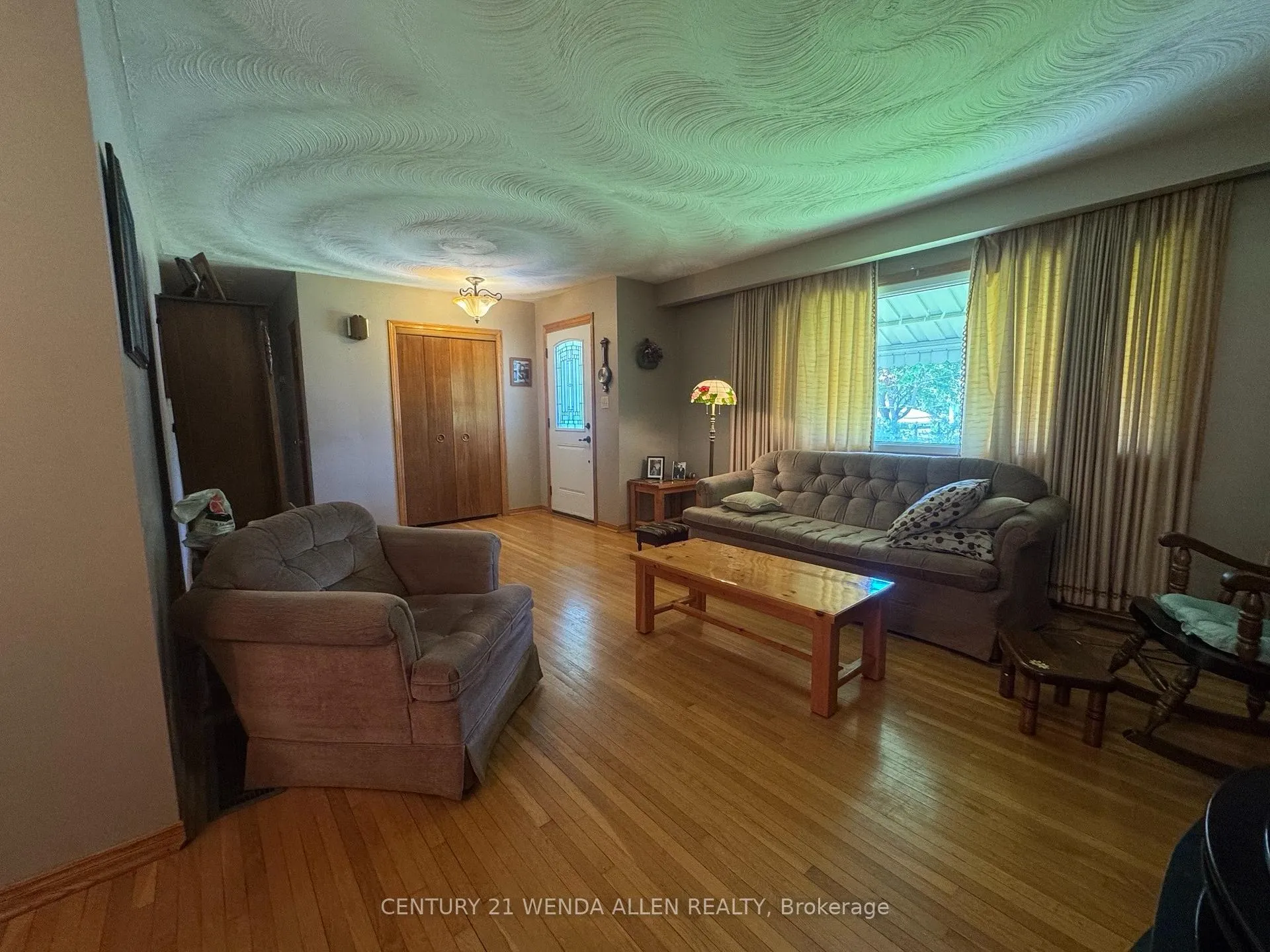 Photo 8 of 63 Gilbert Street, Belleville, Belleville Ward — HOMEH