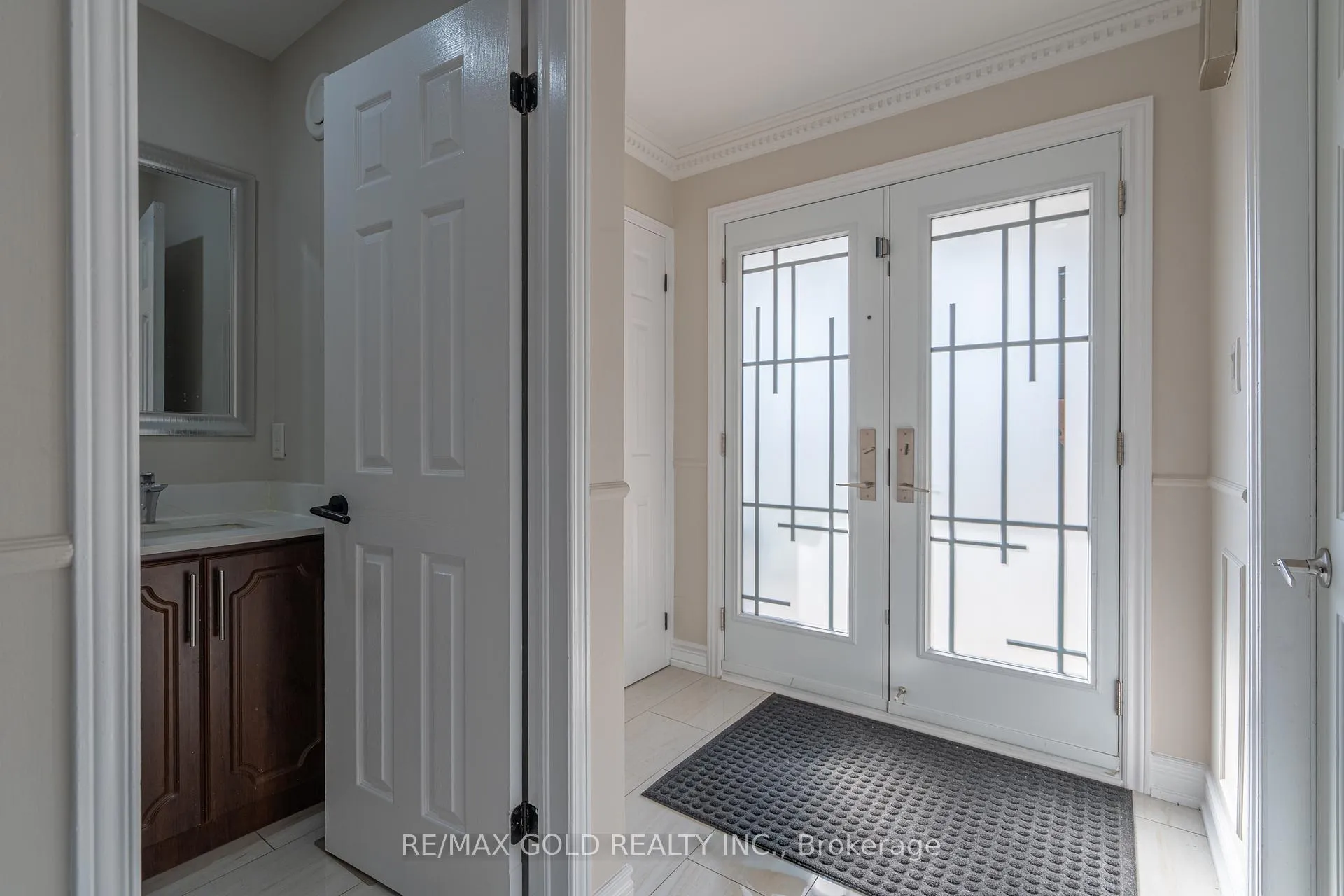 Photo 7 of 56 Horned Owl Drive, Brampton, Sandringham-Wellington — HOMEH