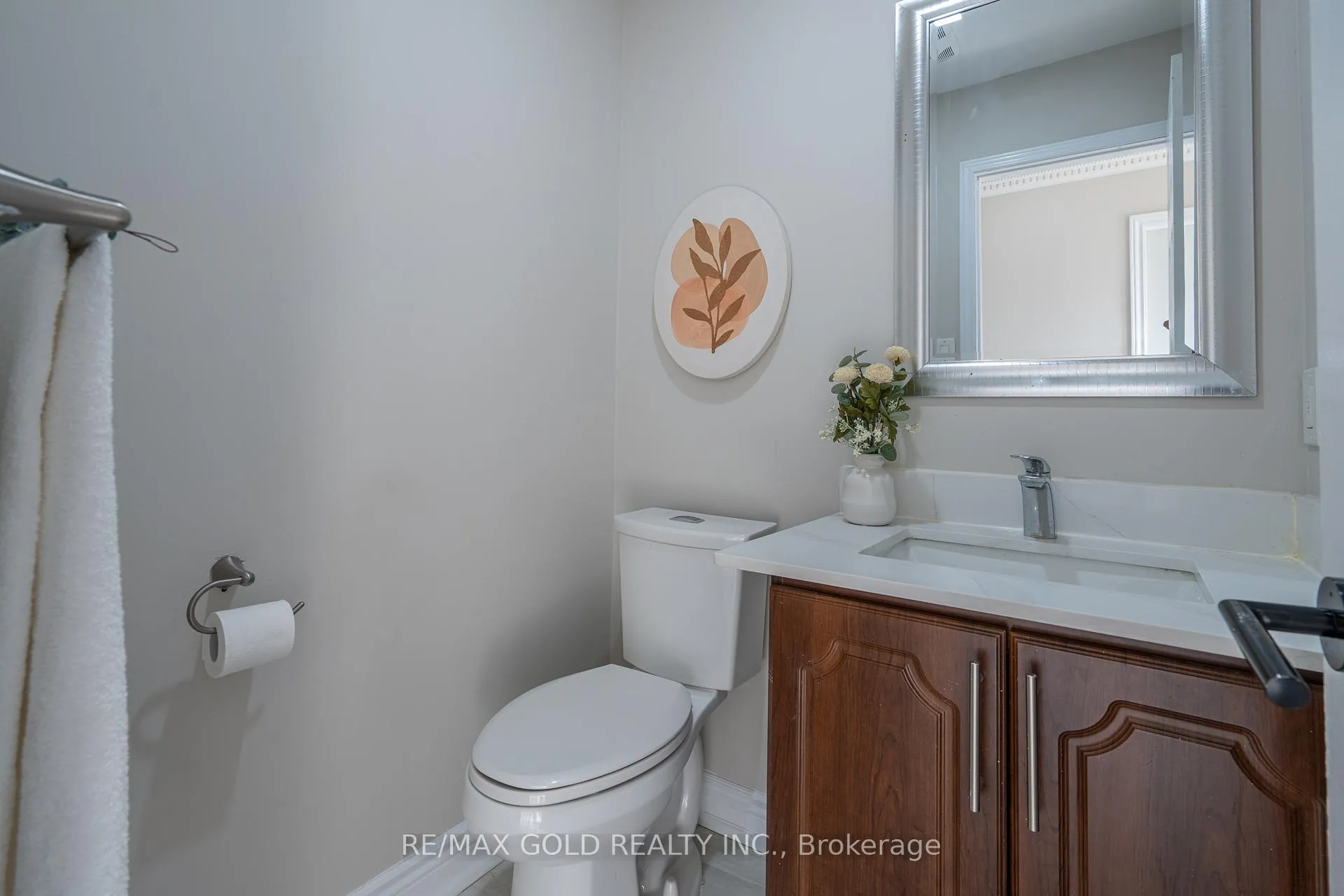 Photo 8 of 56 Horned Owl Drive, Brampton, Sandringham-Wellington — HOMEH