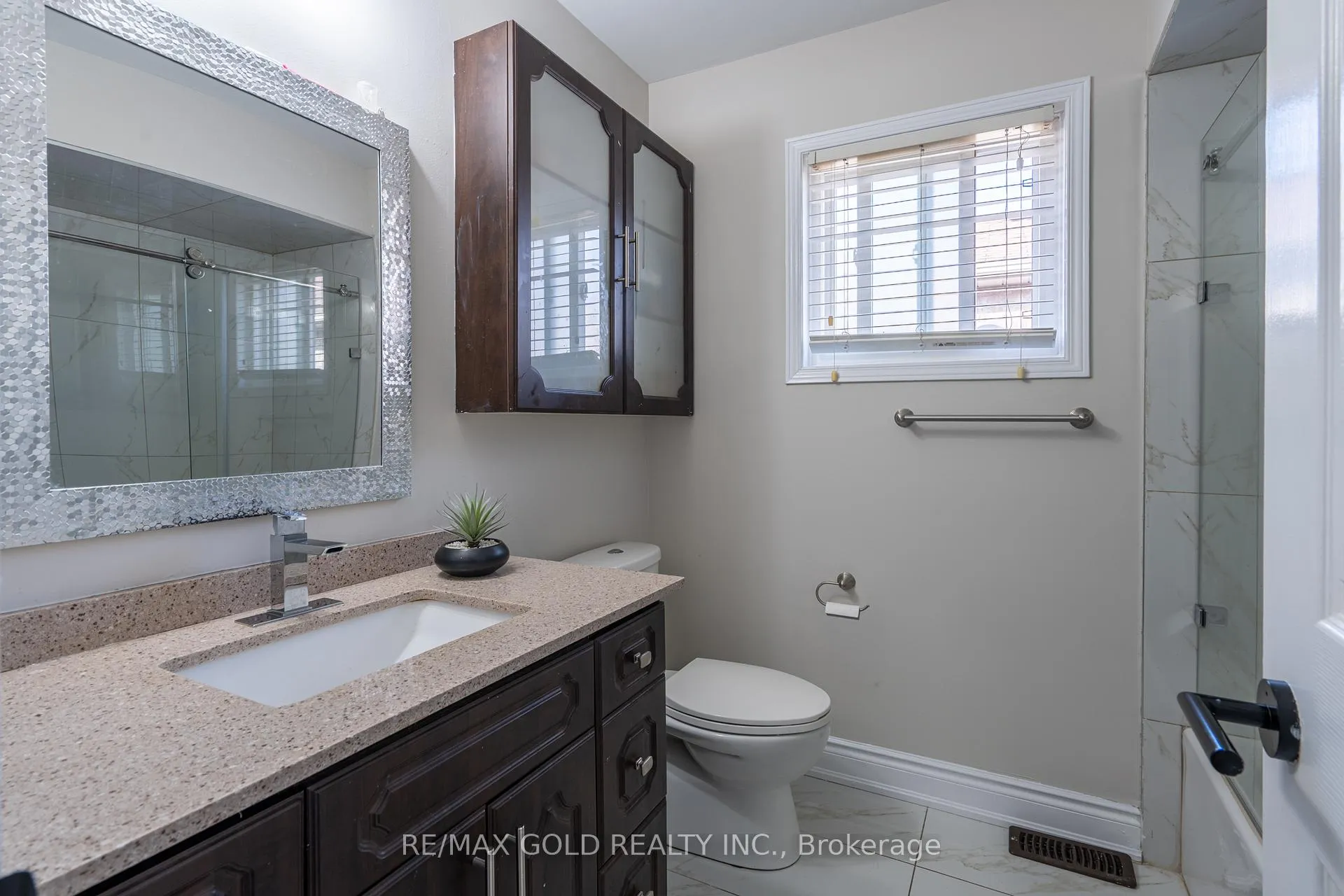 Photo 19 of 56 Horned Owl Drive, Brampton, Sandringham-Wellington — HOMEH