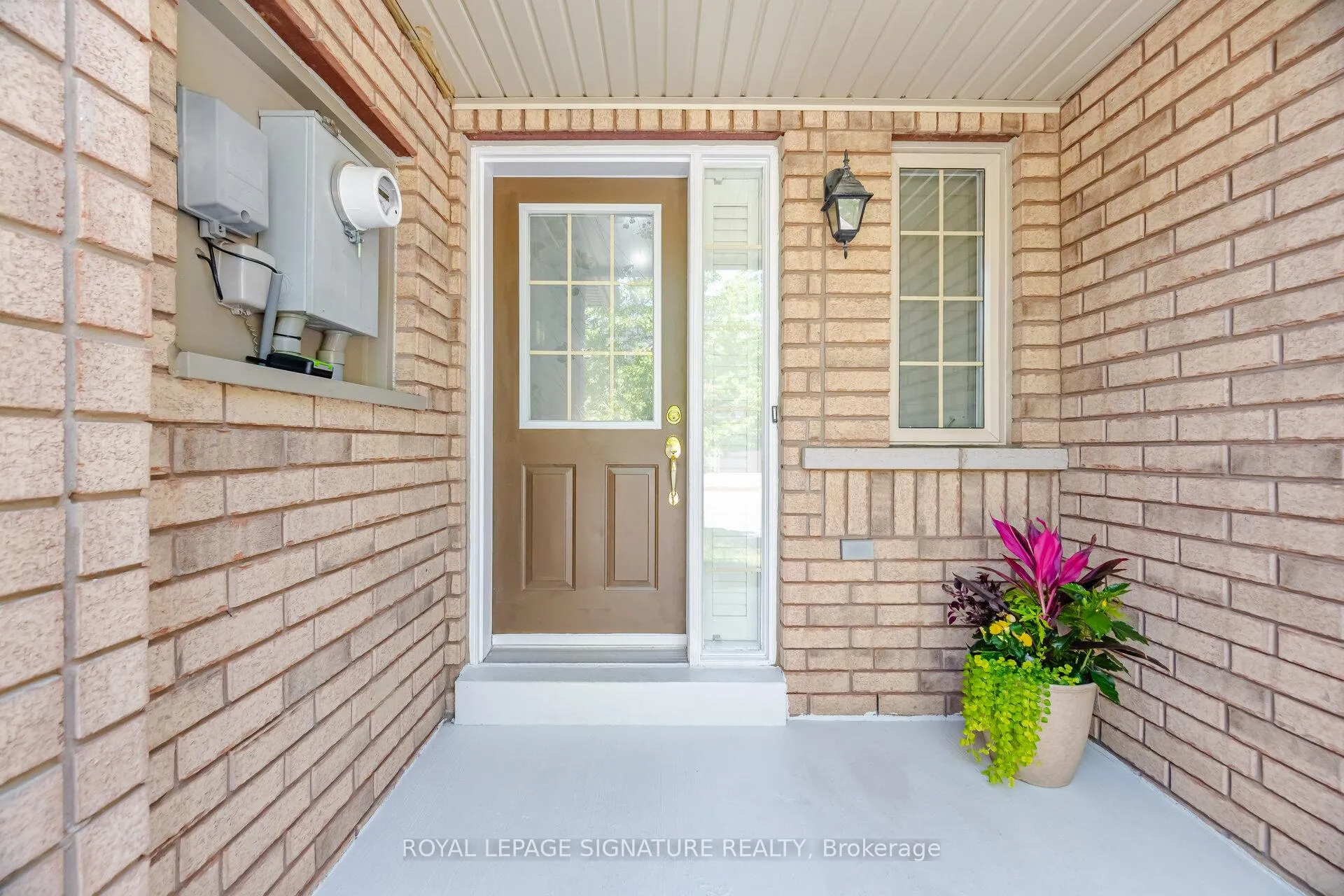 Photo 6 of 33 Bay Breeze Drive, Brampton, Sandringham-Wellington — HOMEH