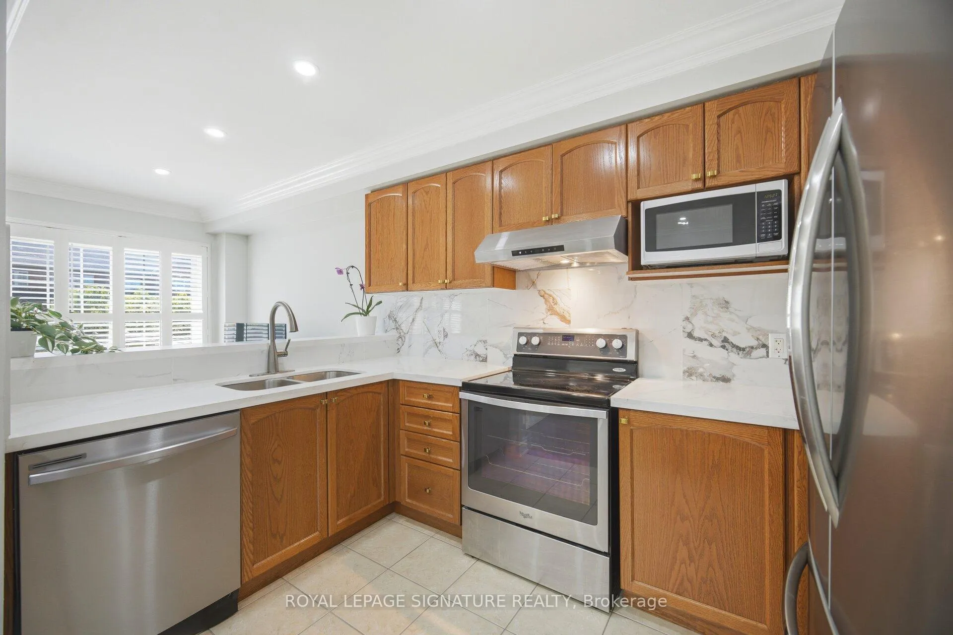 Photo 11 of 33 Bay Breeze Drive, Brampton, Sandringham-Wellington — HOMEH