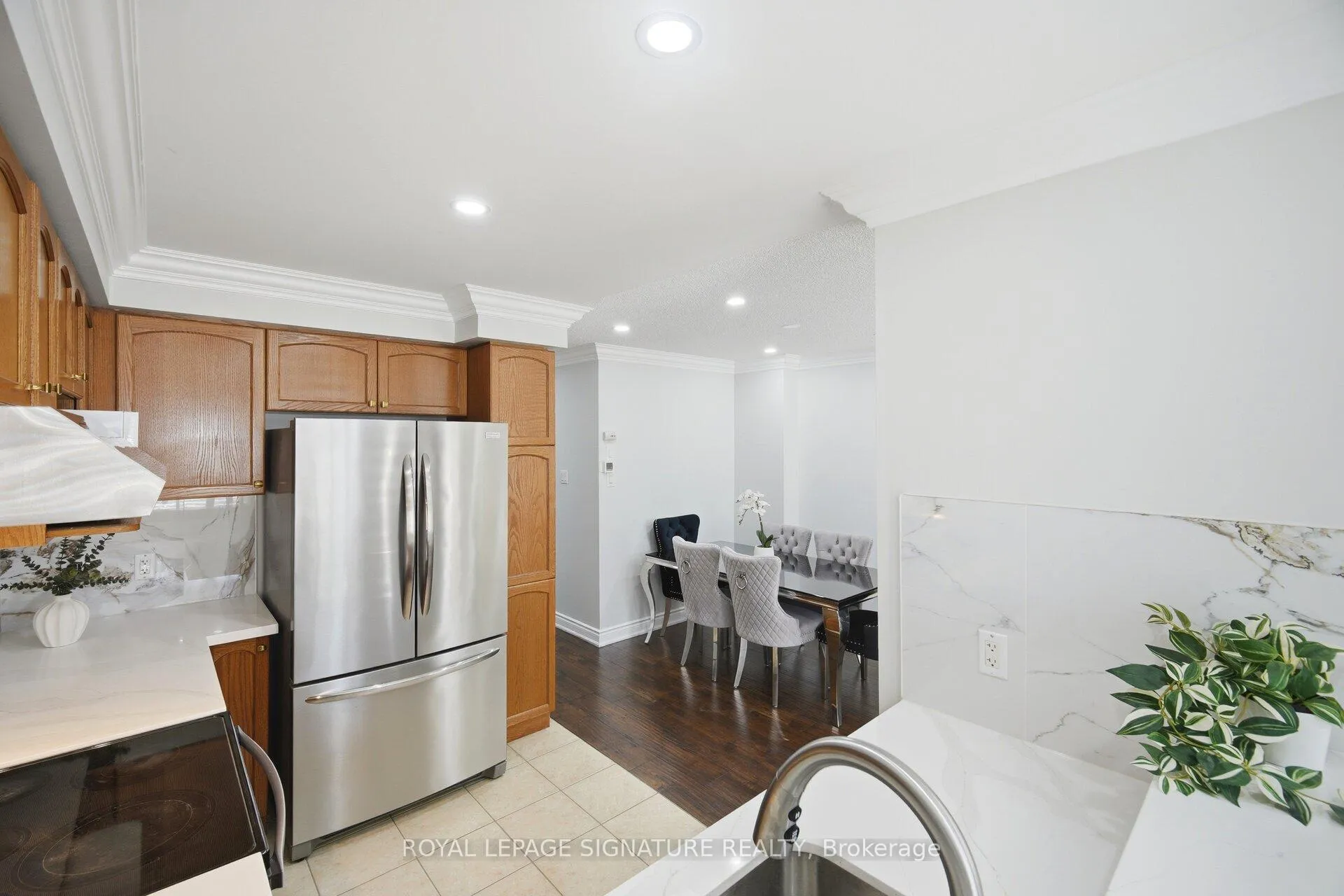 Photo 12 of 33 Bay Breeze Drive, Brampton, Sandringham-Wellington — HOMEH