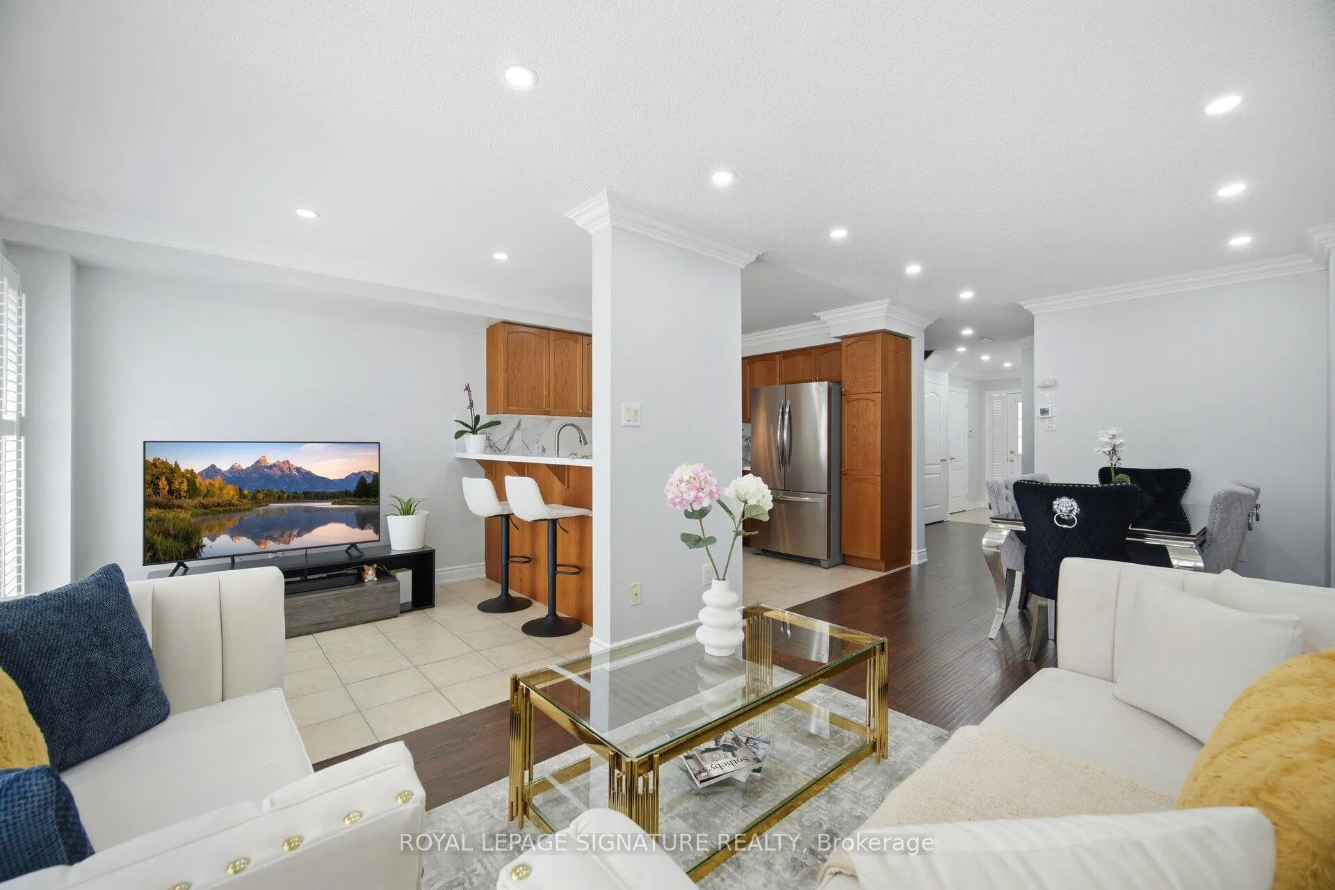 Photo 17 of 33 Bay Breeze Drive, Brampton, Sandringham-Wellington — HOMEH