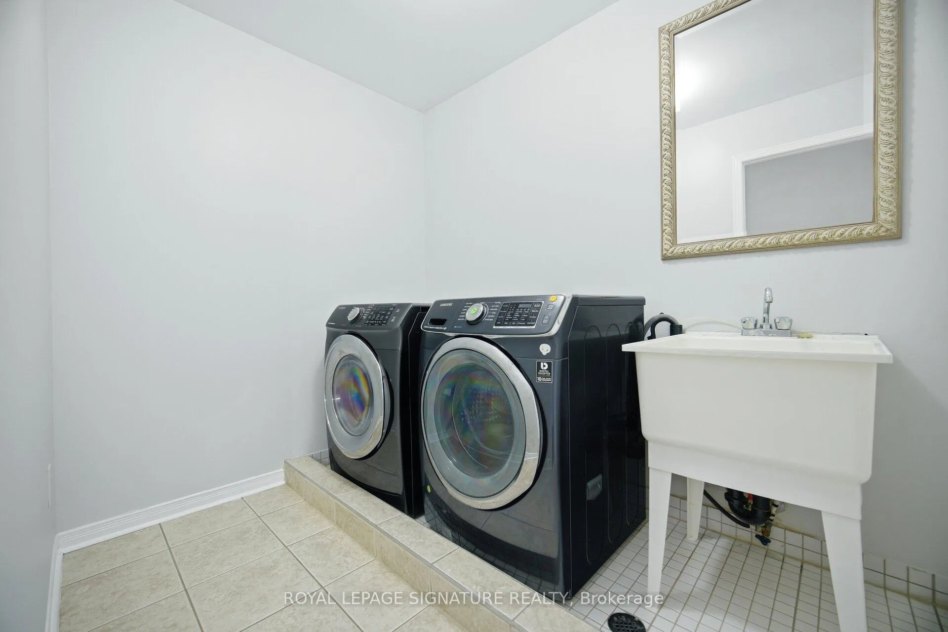 Photo 34 of 33 Bay Breeze Drive, Brampton, Sandringham-Wellington — HOMEH