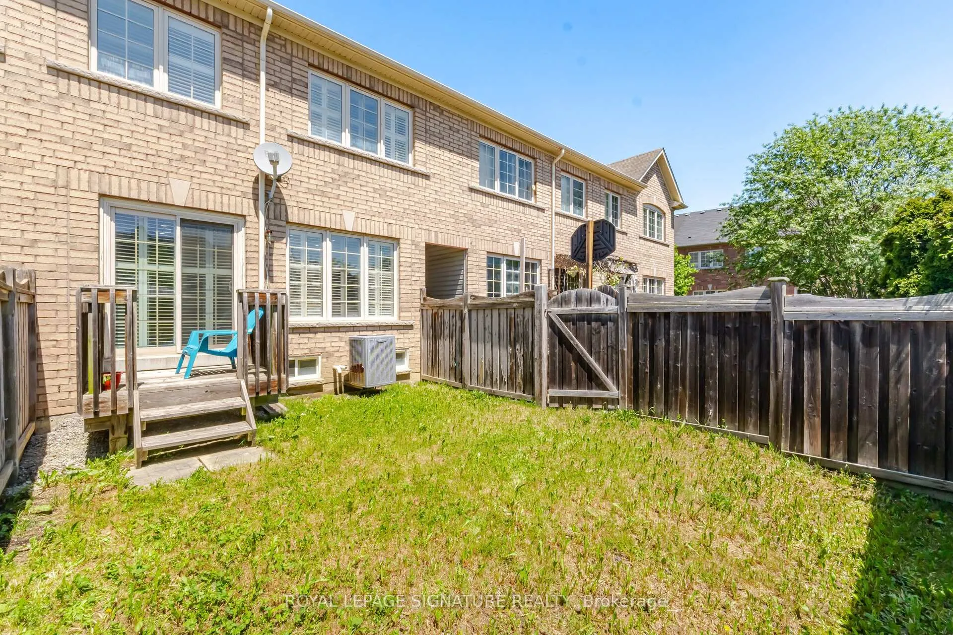 Photo 37 of 33 Bay Breeze Drive, Brampton, Sandringham-Wellington — HOMEH