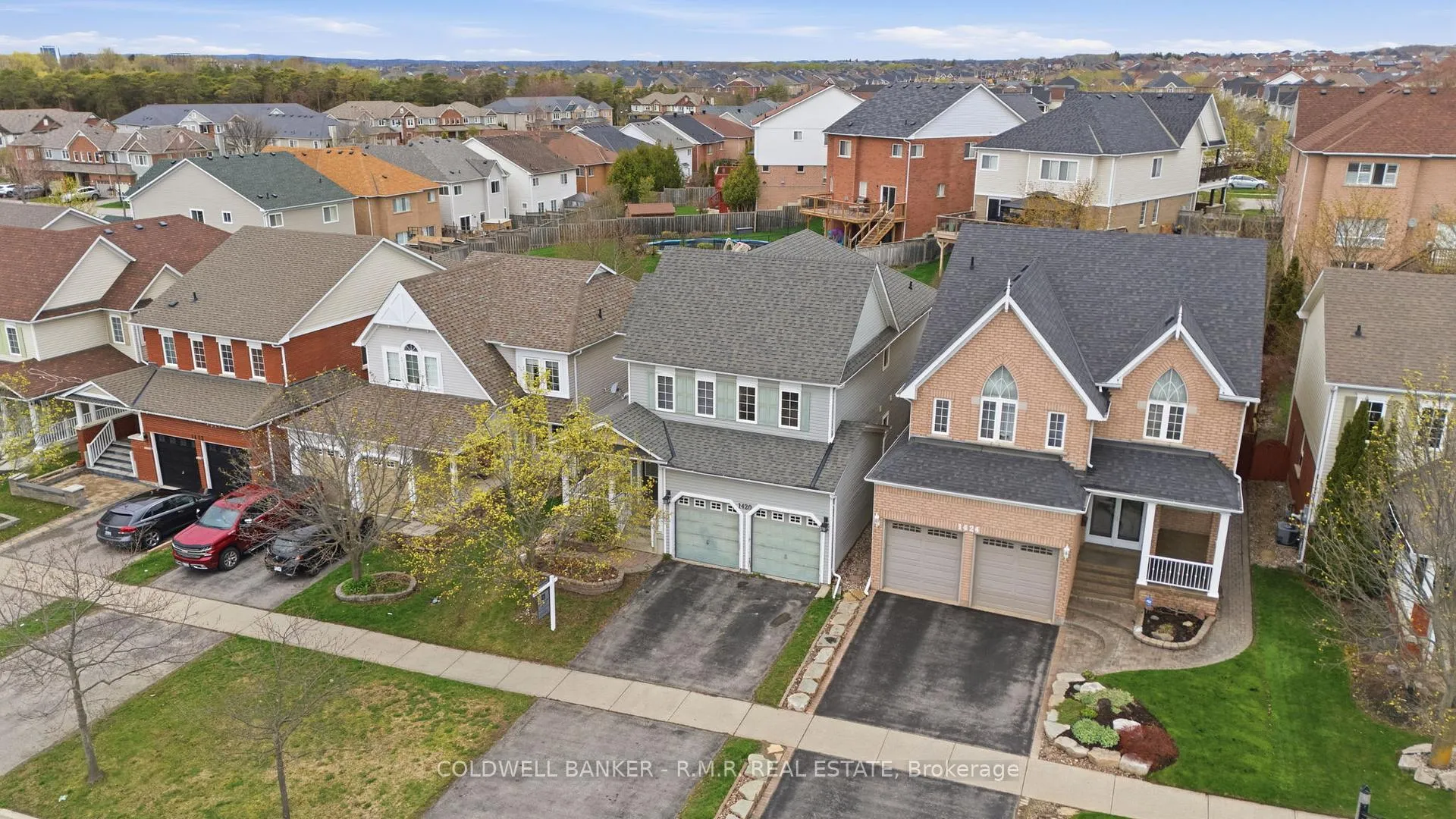 Photo 1 of 1420 Coldstream Drive, Oshawa, Taunton — HOMEH