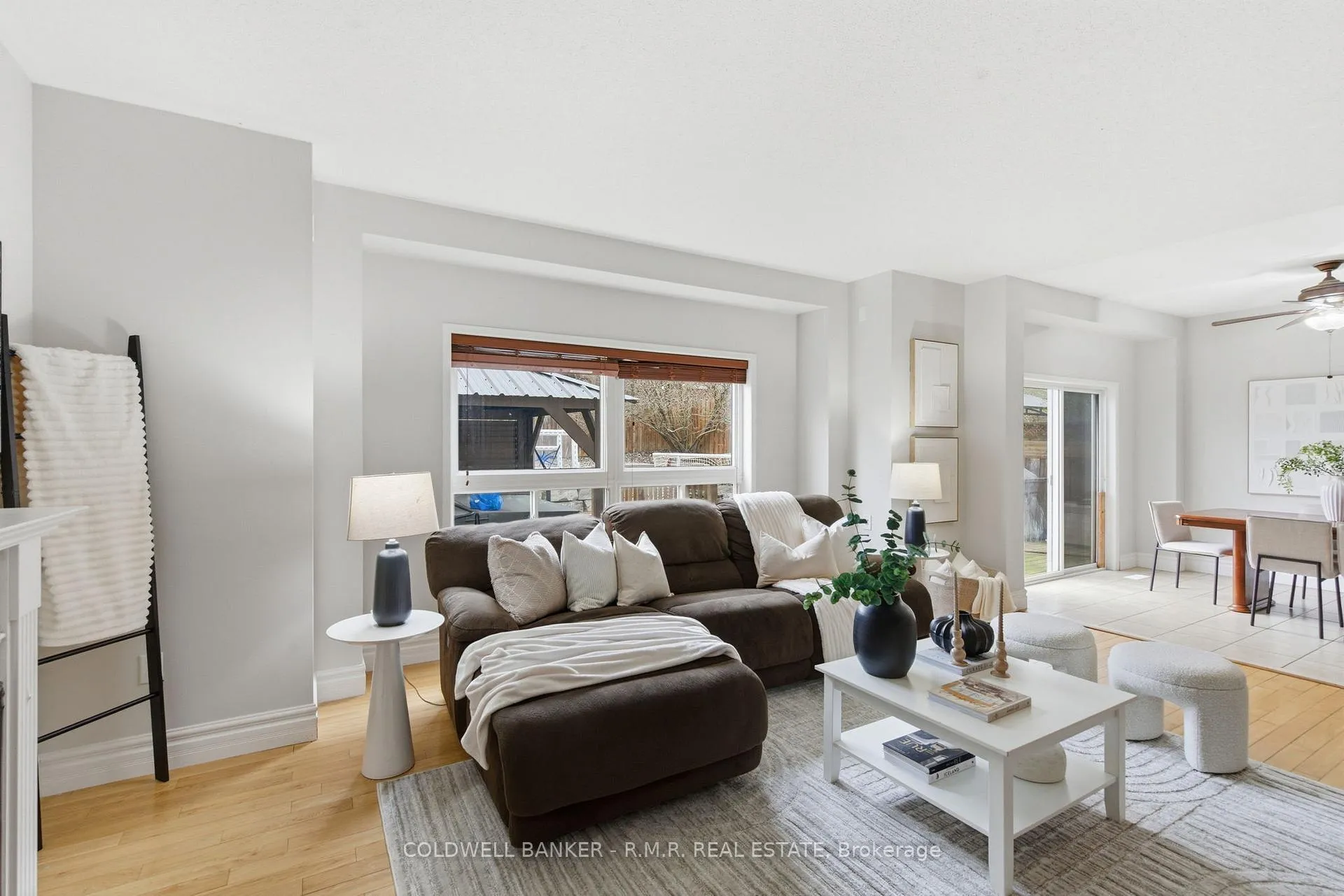 Photo 14 of 1420 Coldstream Drive, Oshawa, Taunton — HOMEH