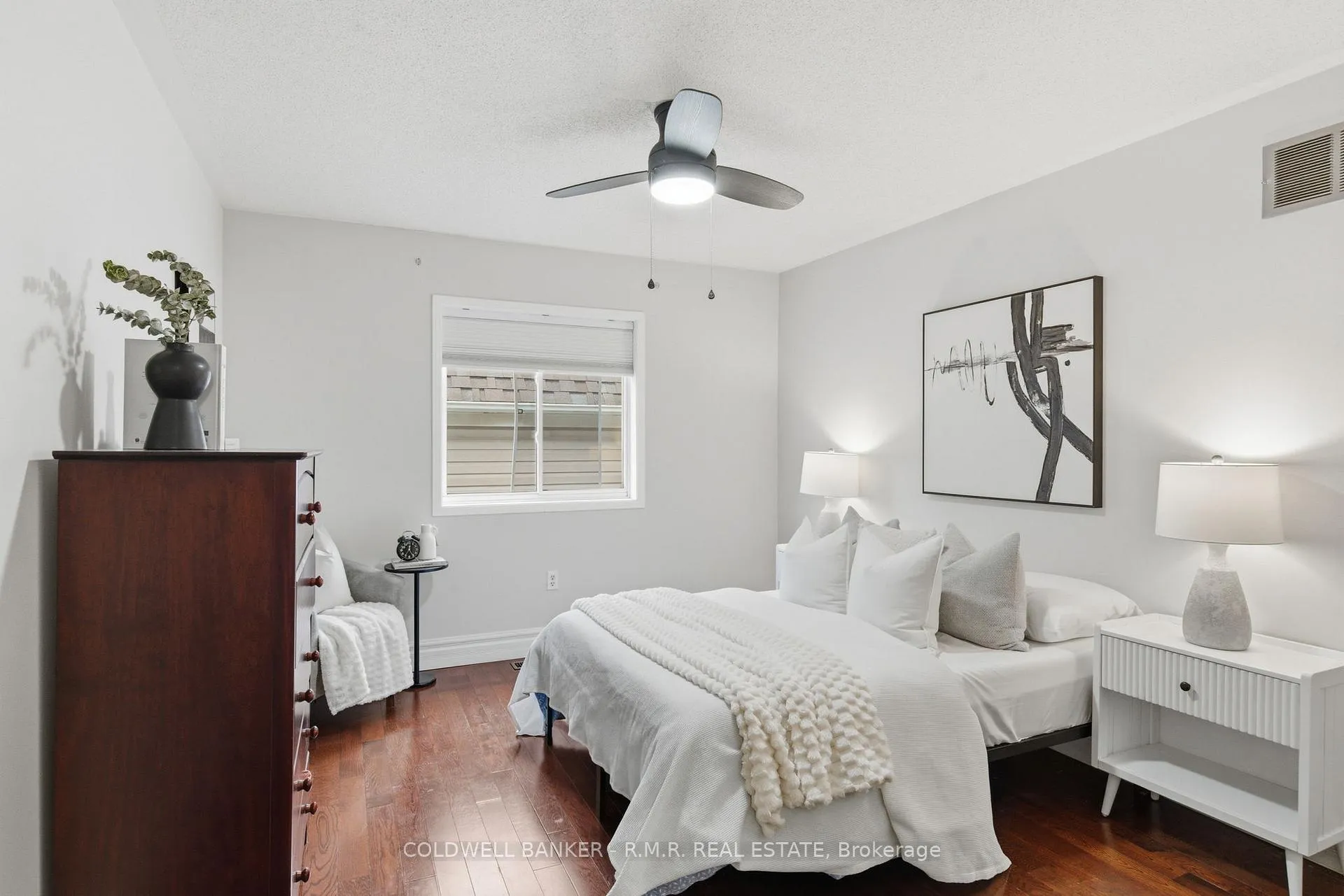 Photo 19 of 1420 Coldstream Drive, Oshawa, Taunton — HOMEH