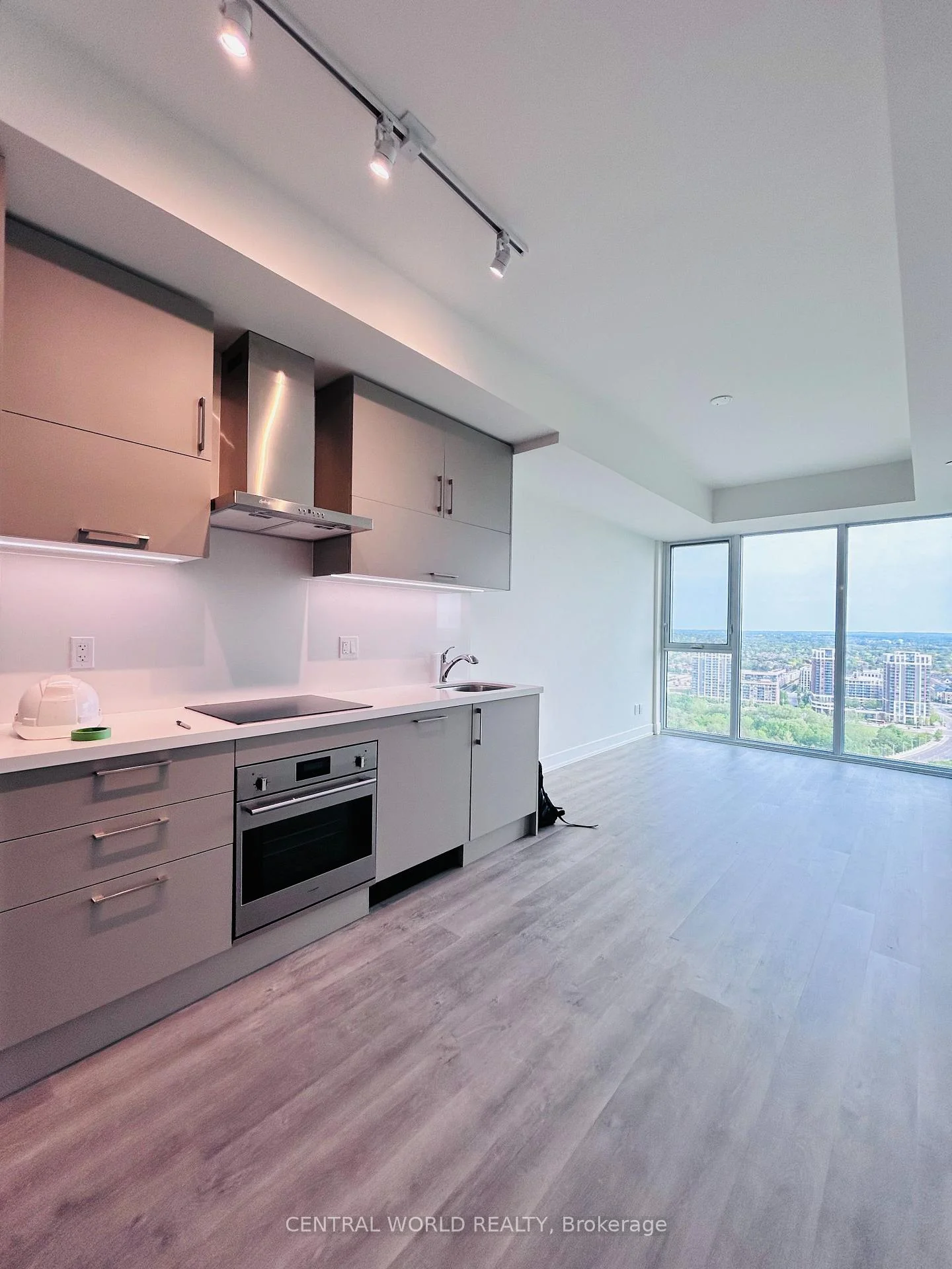Photo 3 of Unit 508, 56 Andre De Grasse Street, Markham, Unionville — HOMEH