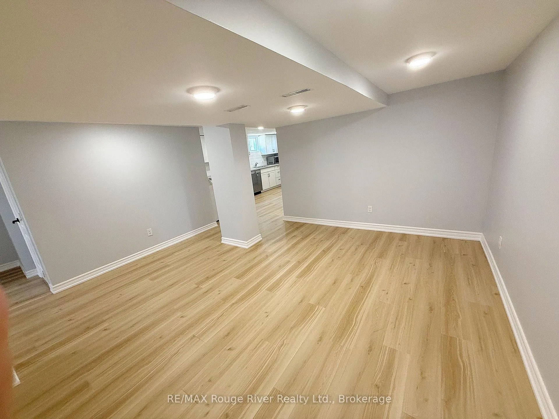 Photo 7 of 200 Trent Street E, Whitby, Downtown Whitby — HOMEH