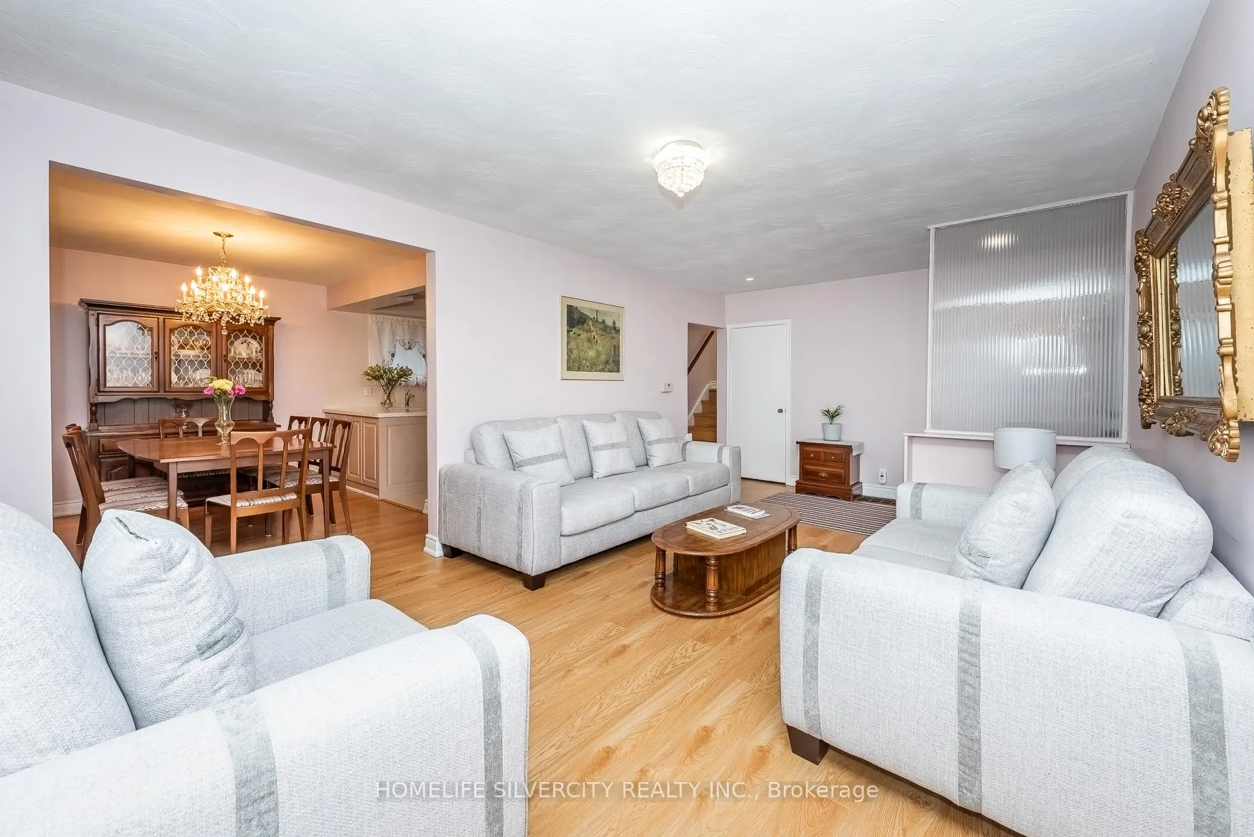 Photo 10 of 327 The West Way, Etobicoke, Willowridge-Martingrove-Richview — HOMEH