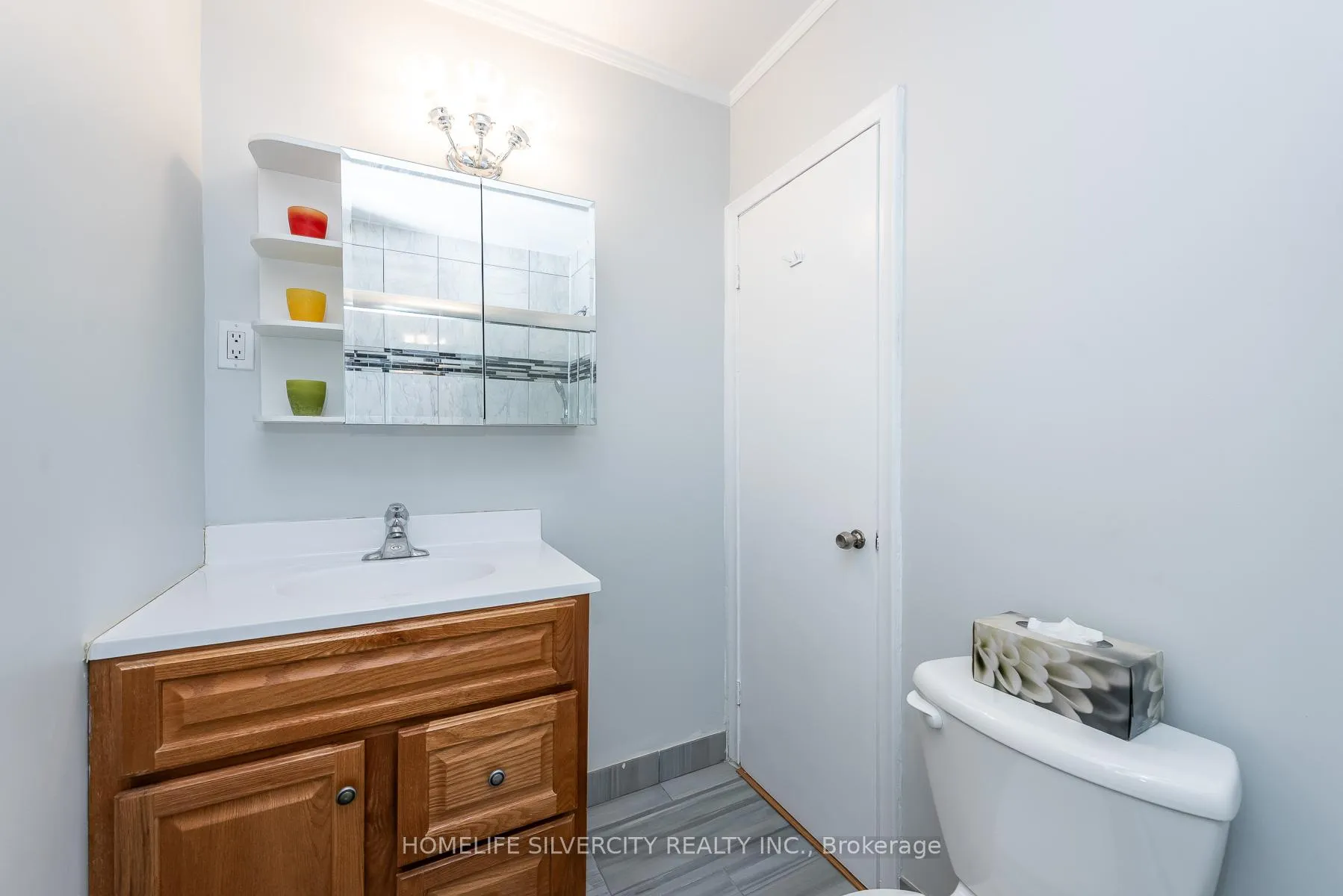 Photo 31 of 327 The West Way, Etobicoke, Willowridge-Martingrove-Richview — HOMEH