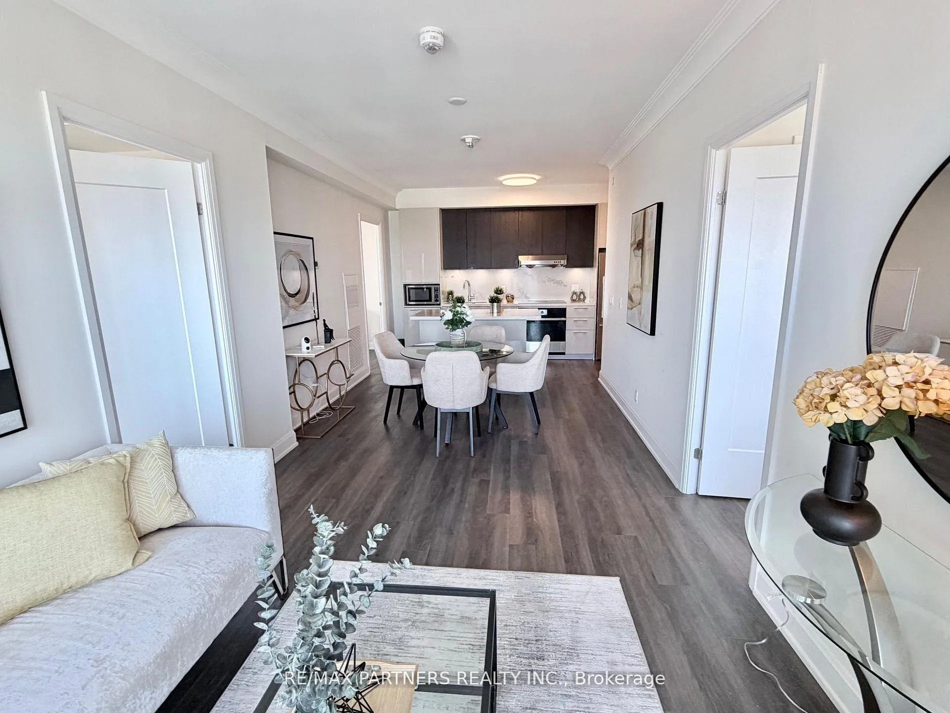 Photo 2 of Unit 2710, 8 Water Walk Drive, Markham, Unionville — HOMEH