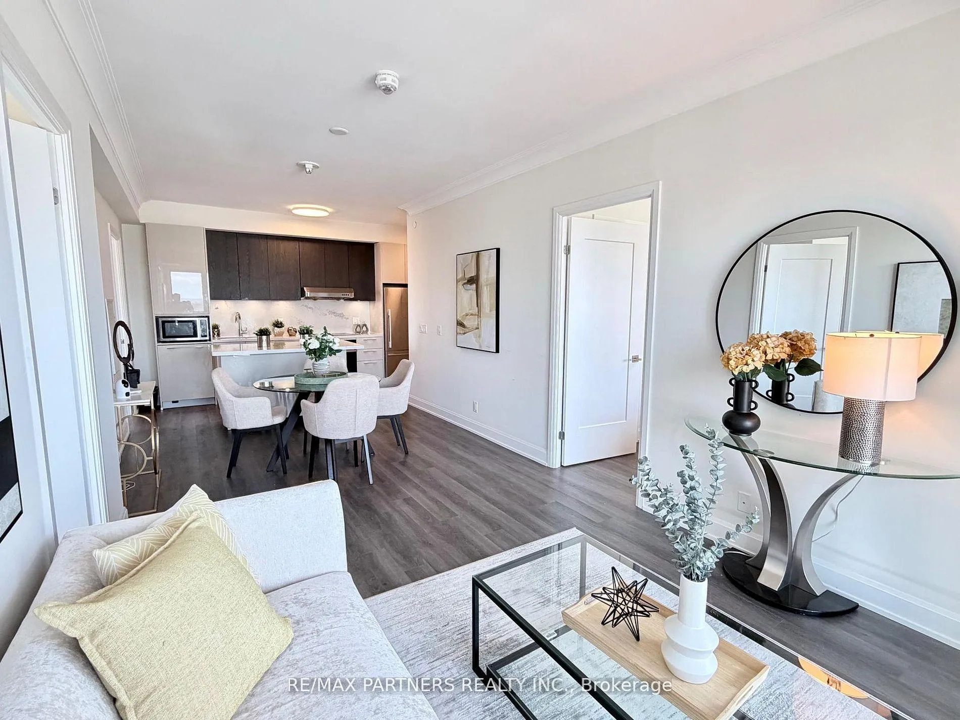 Photo 9 of Unit 2710, 8 Water Walk Drive, Markham, Unionville — HOMEH