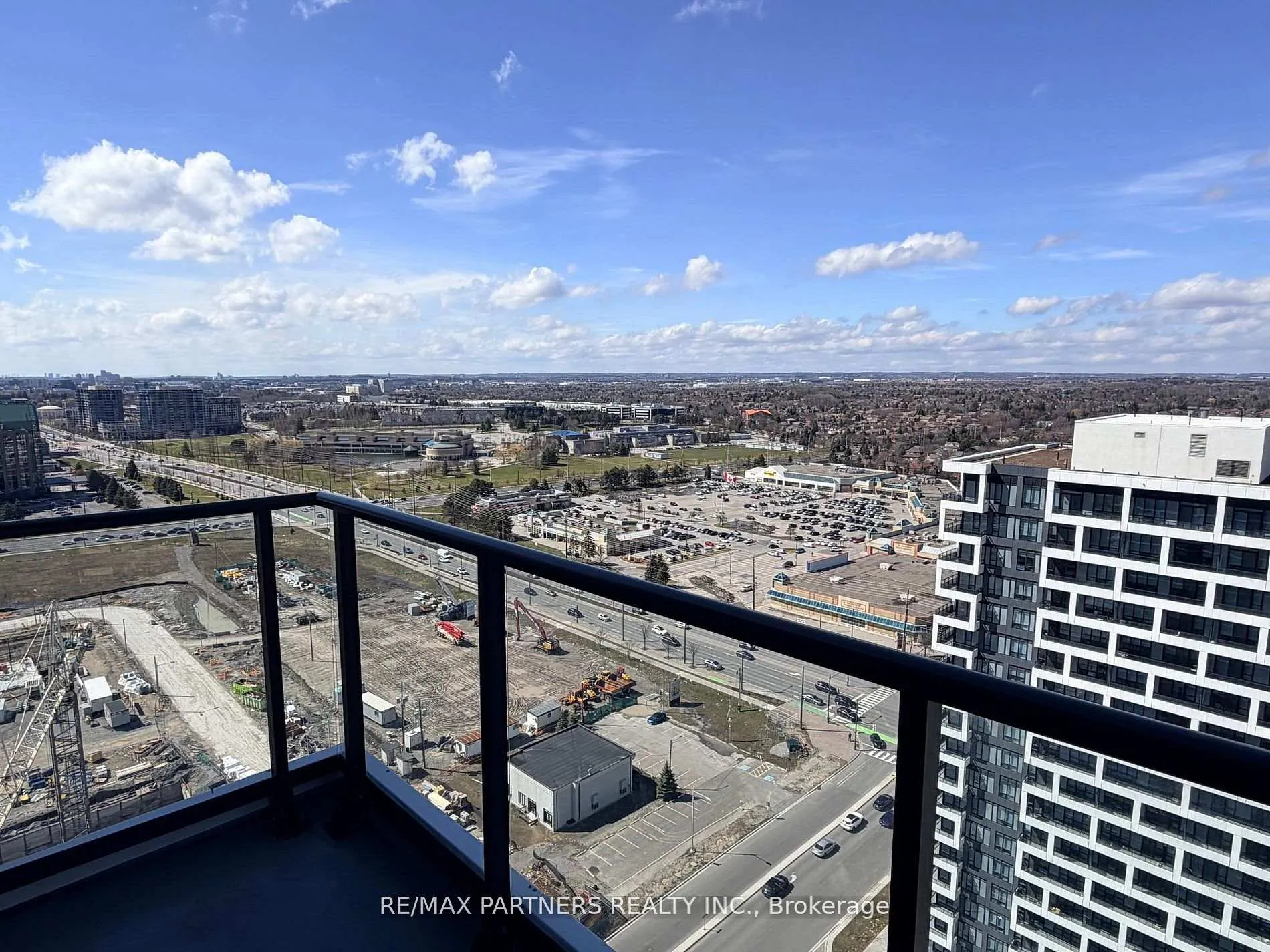 Photo 15 of Unit 2710, 8 Water Walk Drive, Markham, Unionville — HOMEH