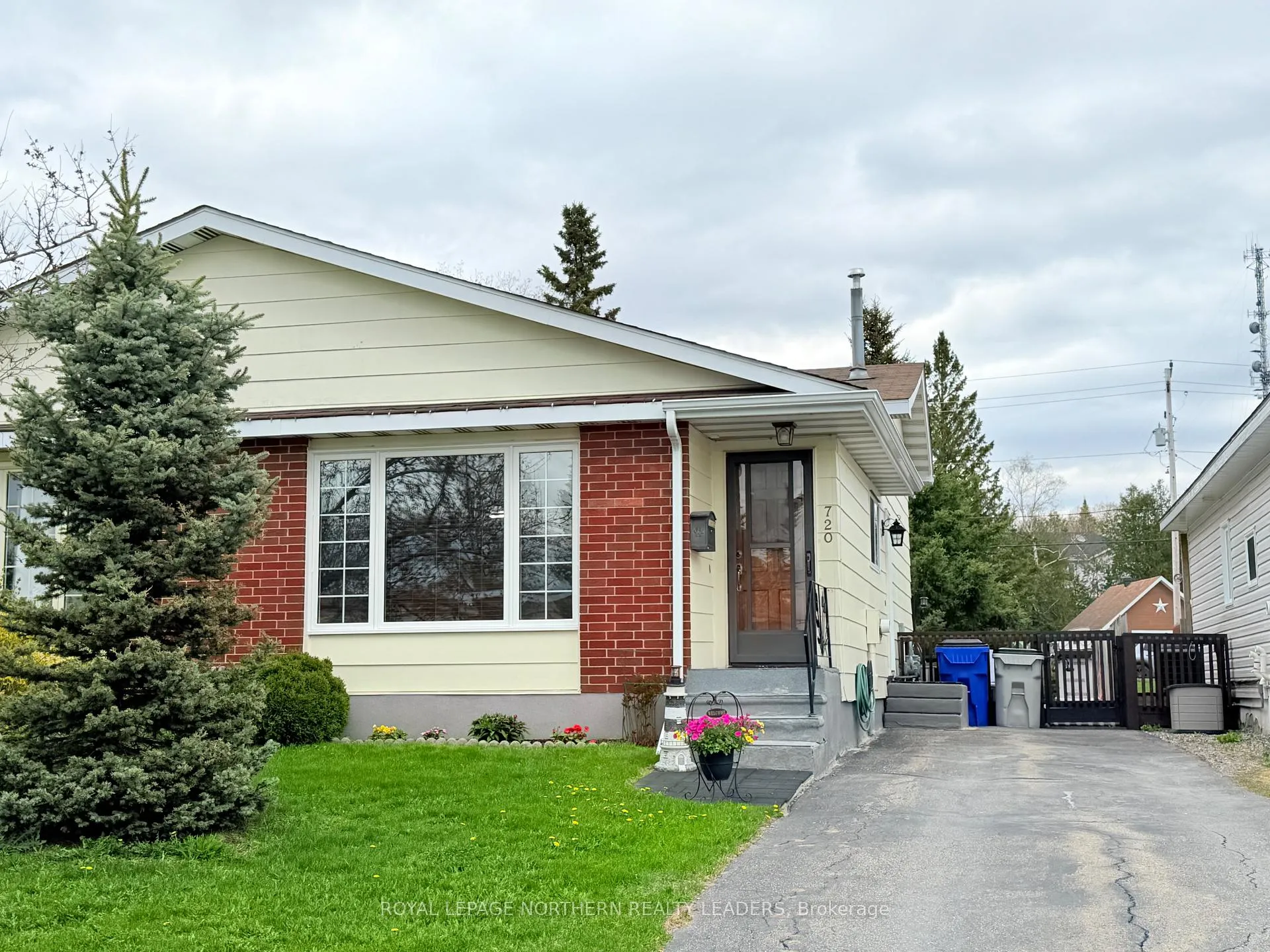 Photo 1 of 720 Bartleman Street, Timmins, TNW - Upper Melrose — HOMEH
