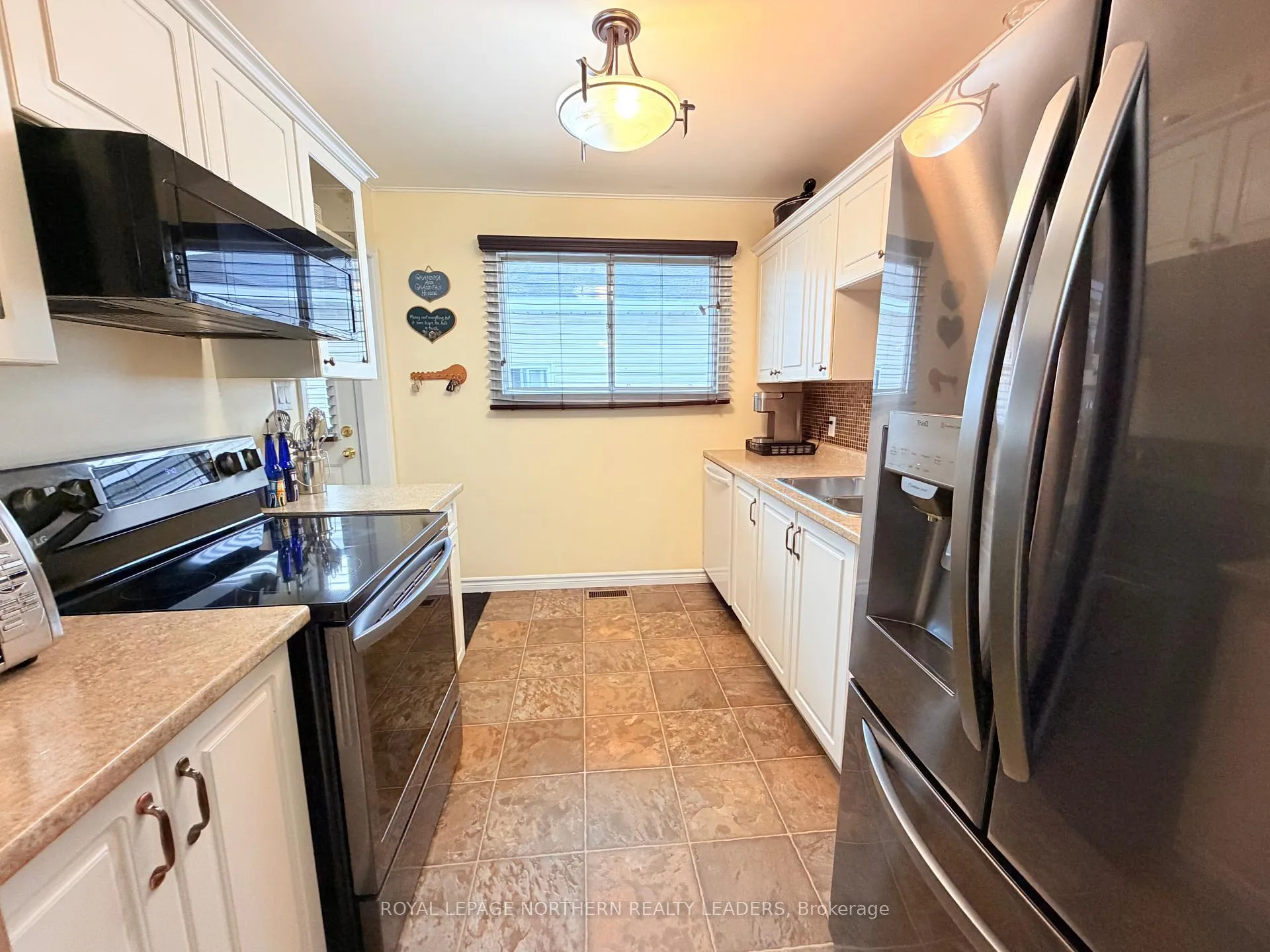 Photo 4 of 720 Bartleman Street, Timmins, TNW - Upper Melrose — HOMEH