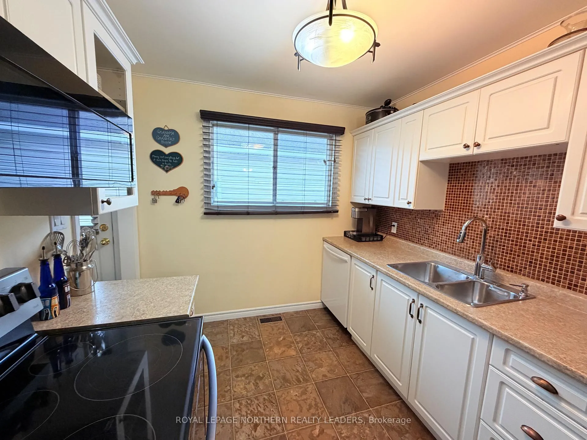 Photo 6 of 720 Bartleman Street, Timmins, TNW - Upper Melrose — HOMEH